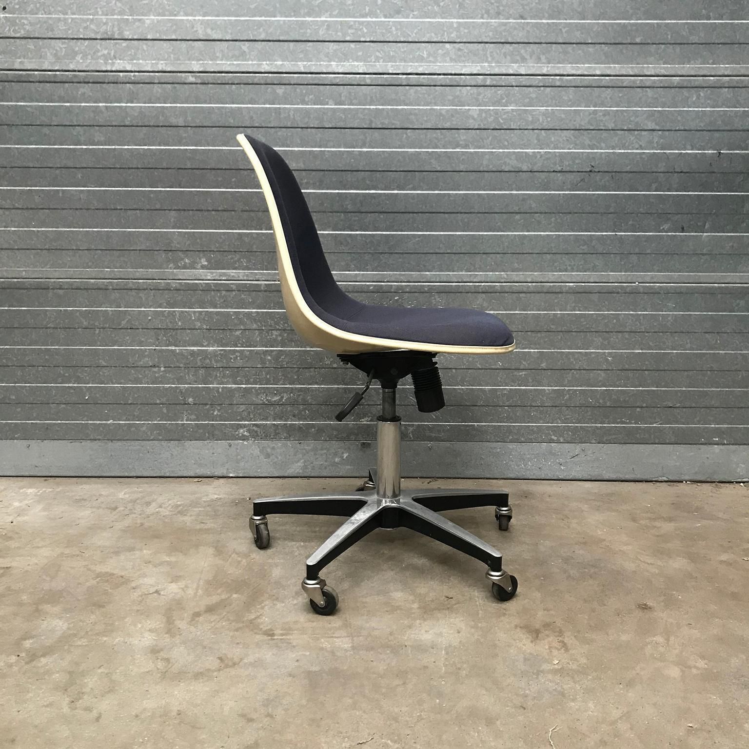 1958, Ray & Charles Eames, Herman Miller, Pscc Fiberglass Office Desk Chair photo Furniture