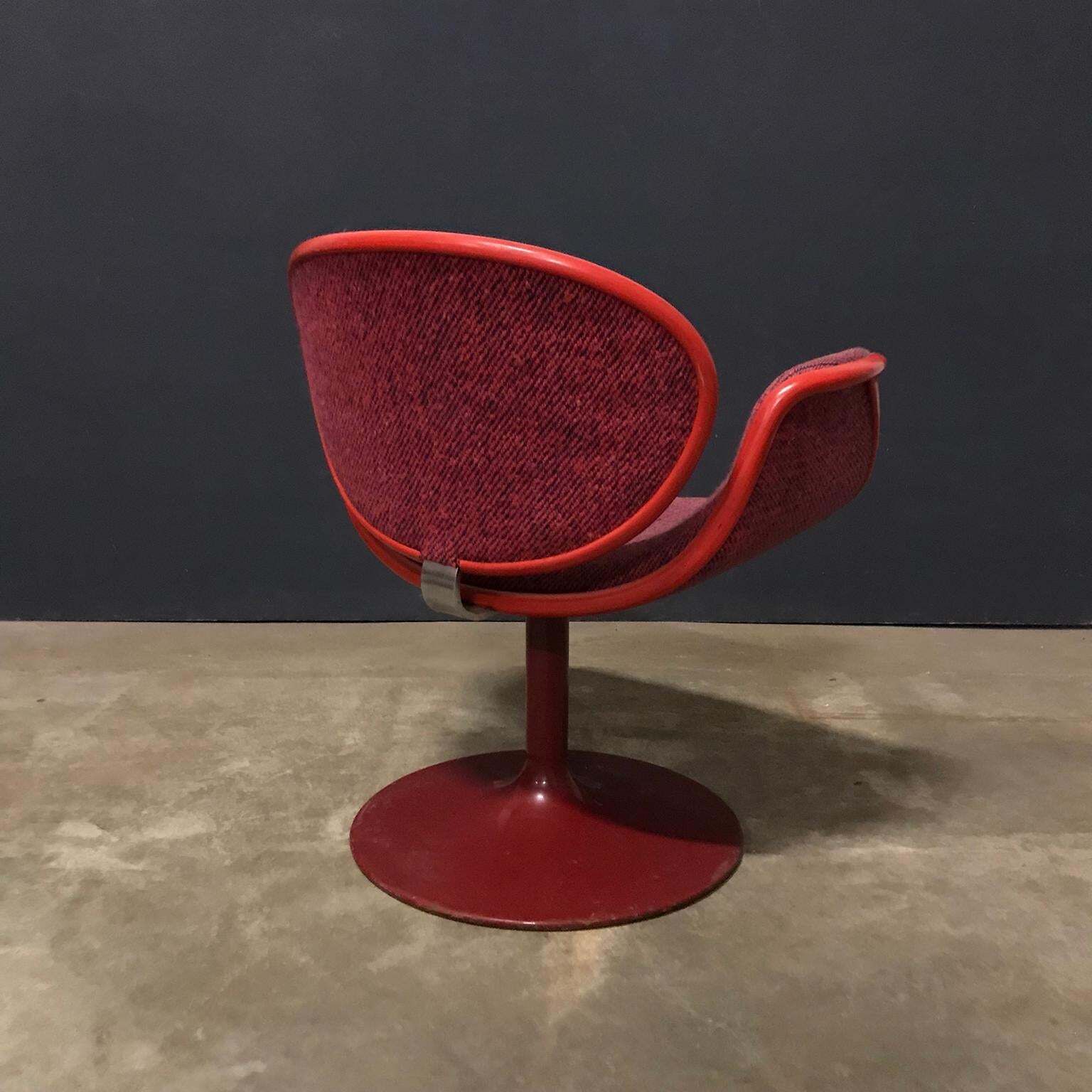1965, Pierre Paulin For Artifort, Set Early Original Base And Red Blue Fabric photo vinterior