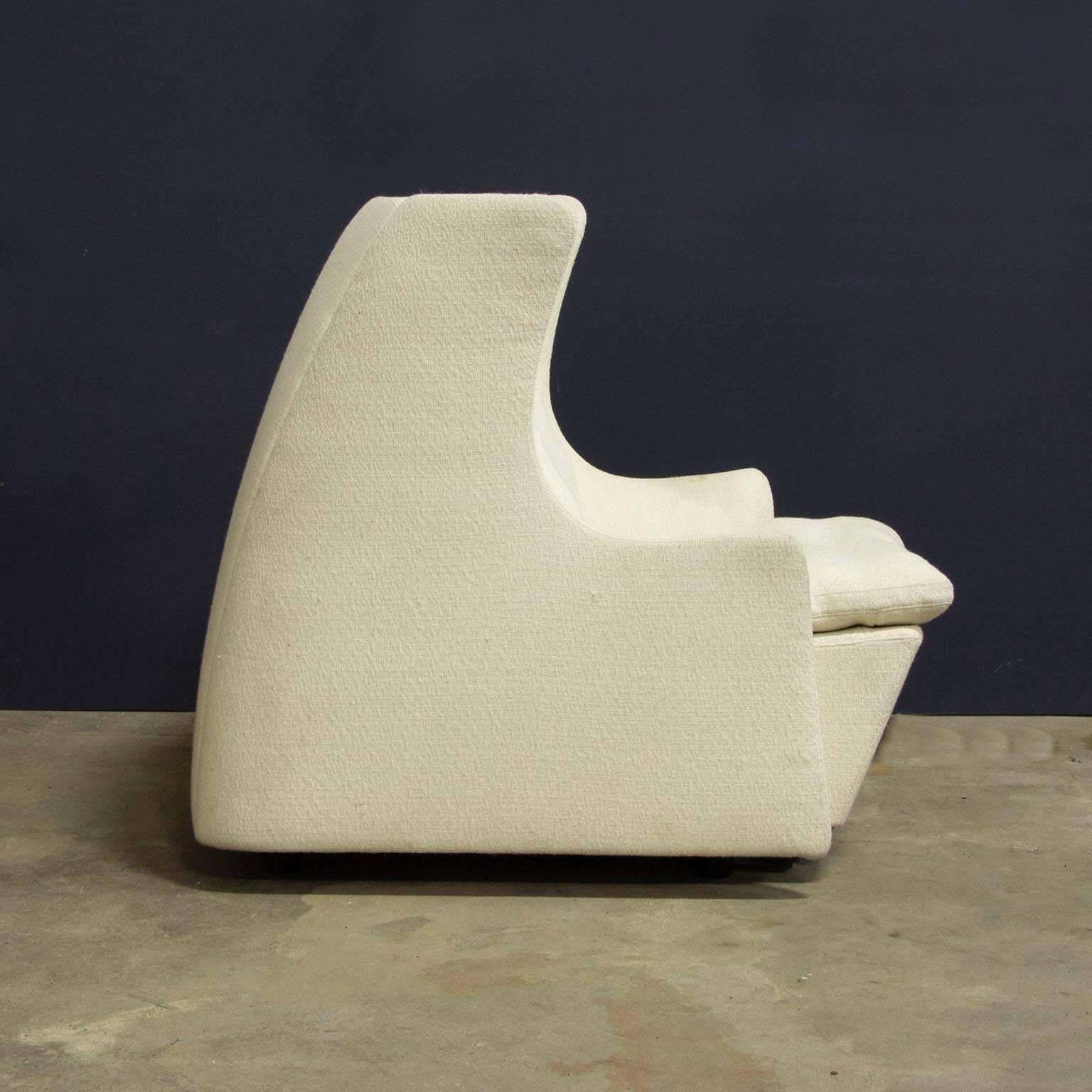 Vico Magistretti & Per Skovholt, Elegant Comfi Senior Chair 'Mobi Chair, 2000 photo for sale