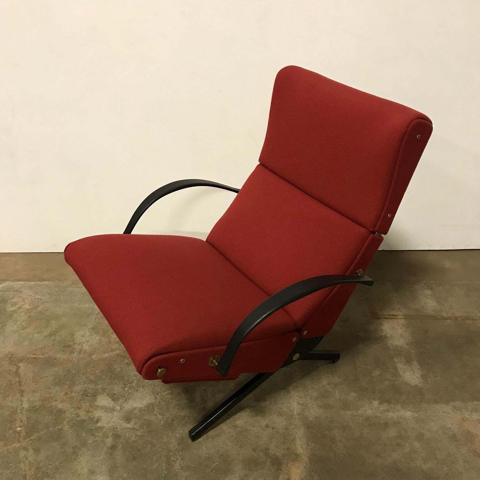 photo furniture 1956, Osvaldo Borsani, P40 Adjustable Lounge Chair In Terra Red Fabric