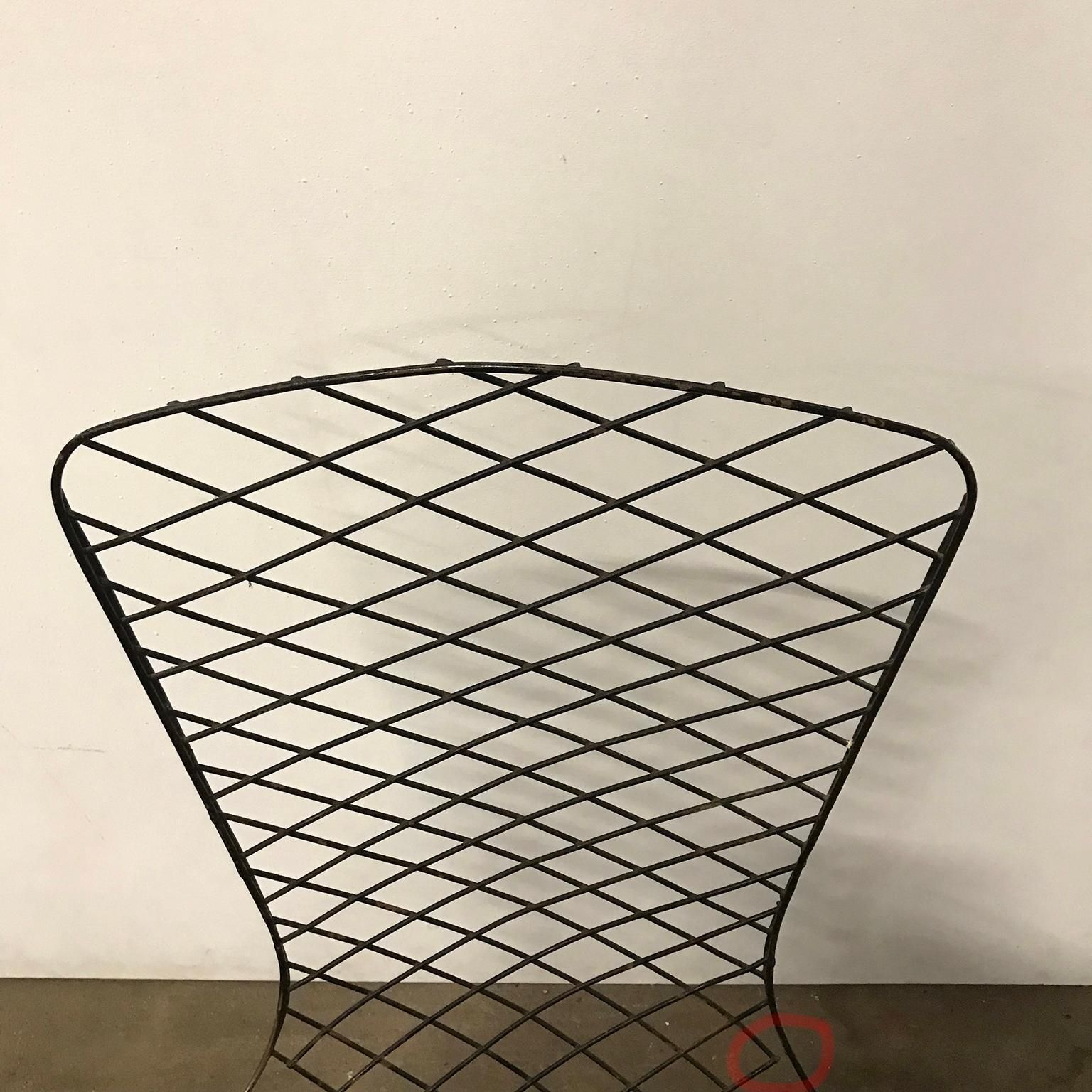 photo for sale 1952, Harry Bertoia For, Knoll International, Large Bird Chair In Black