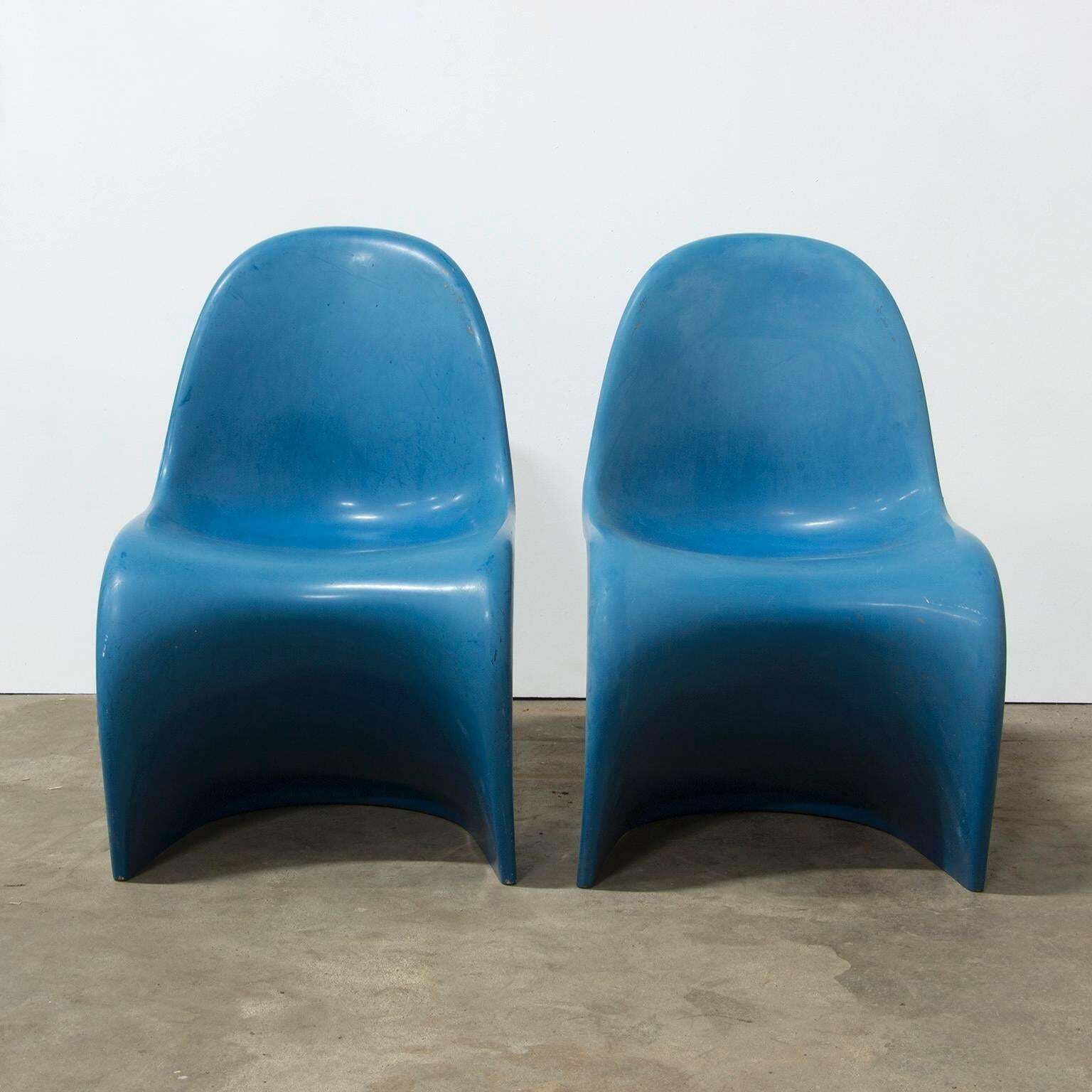 1965, Verner Panton, Two Stacking Chair 1st Herman Miller Edition, In Blue photo 934.0