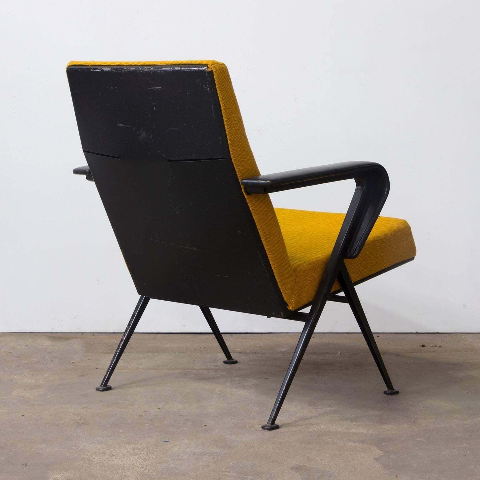 1969 Friso Kramer, Ahrend De Cirkel Repose Lounge Armchair New Yellow Upholstery photo for sale
