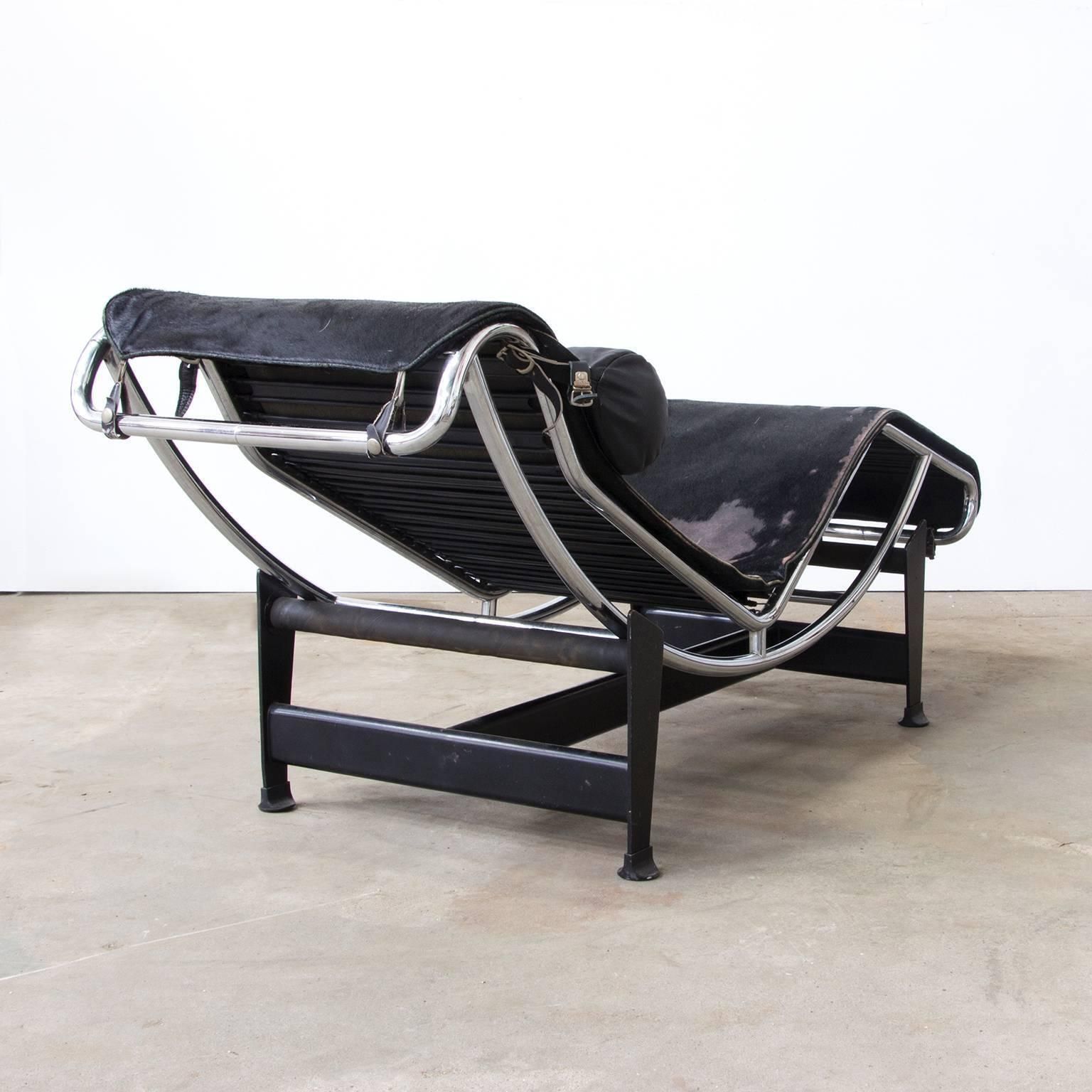 1928, Le Corbusier, Early Lc 4 By Cassina In Chrome With Black Pony Skin photo for sale