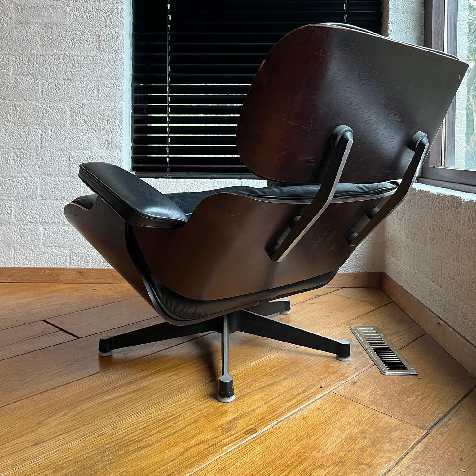 1956, Ray & Charles Eames, Miller, 1st Version Lounge Chair 1956, Ottoman 1966 photo 10664.0