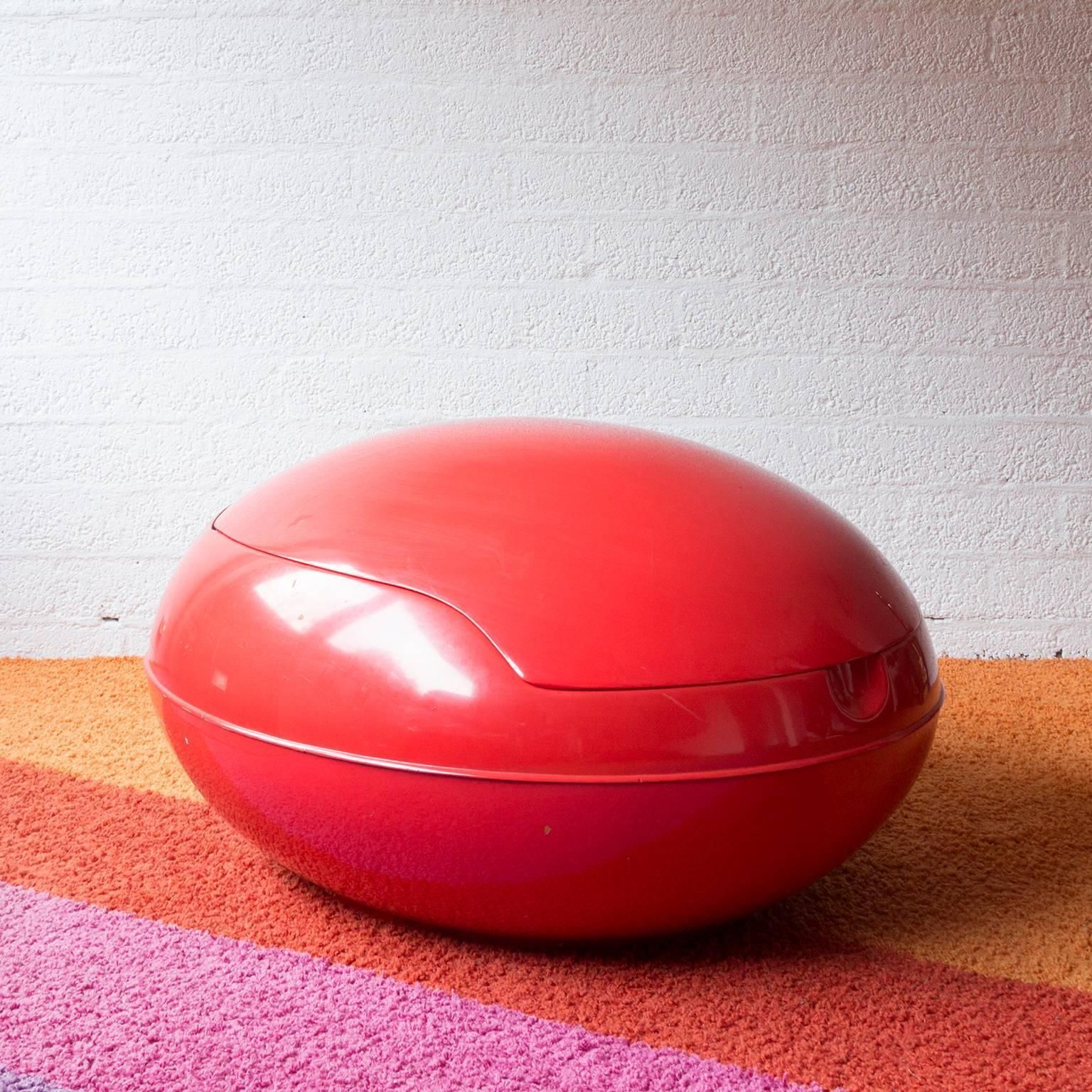 Peter Ghyczy For Ghyczy Design, Red Garden Egg Or Senftenberg Egg, 1968 photo furniture