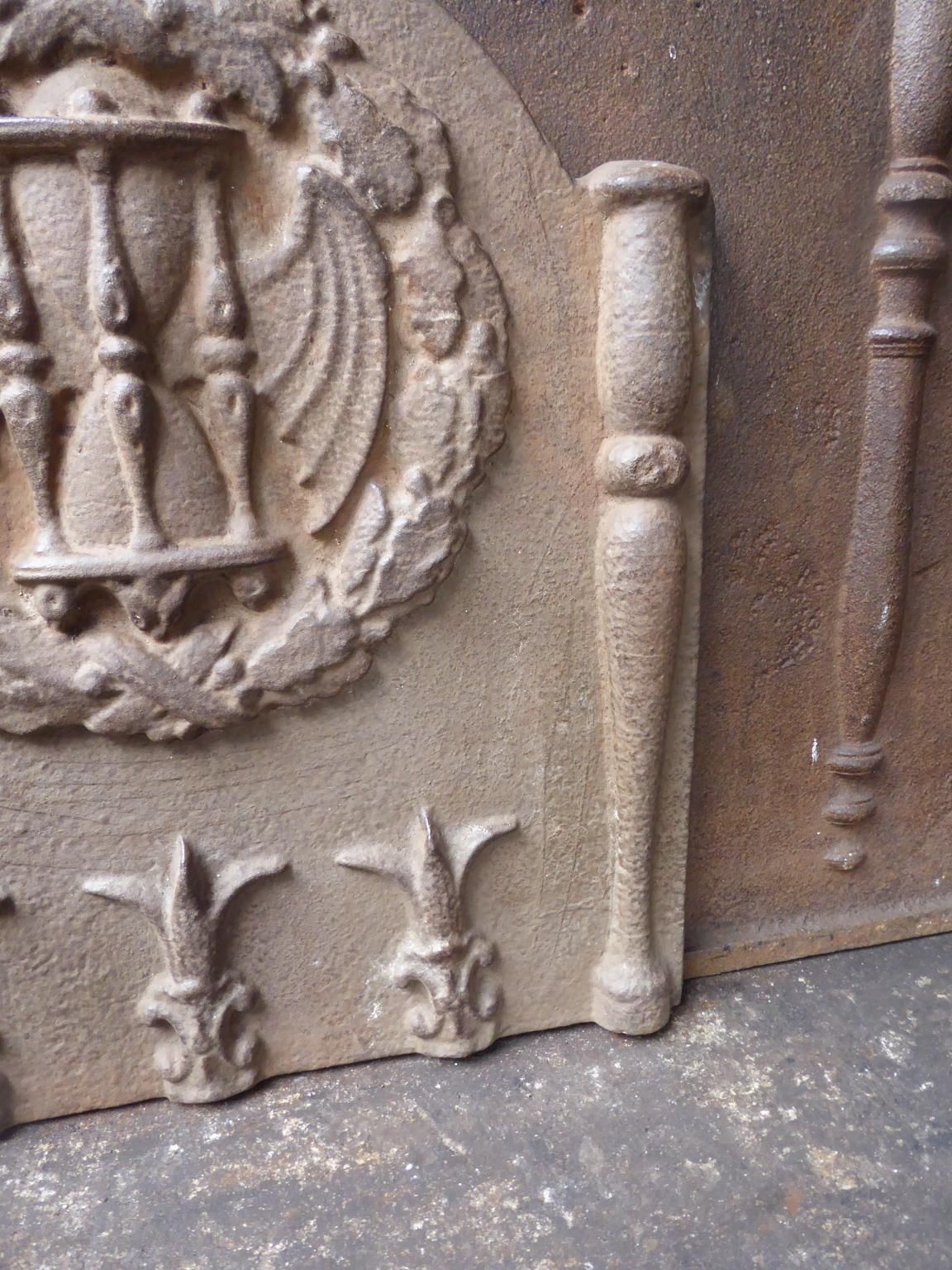 French Louis XIV Style 'Coat Of Arms' Fireback / Backsplash photo 422.0