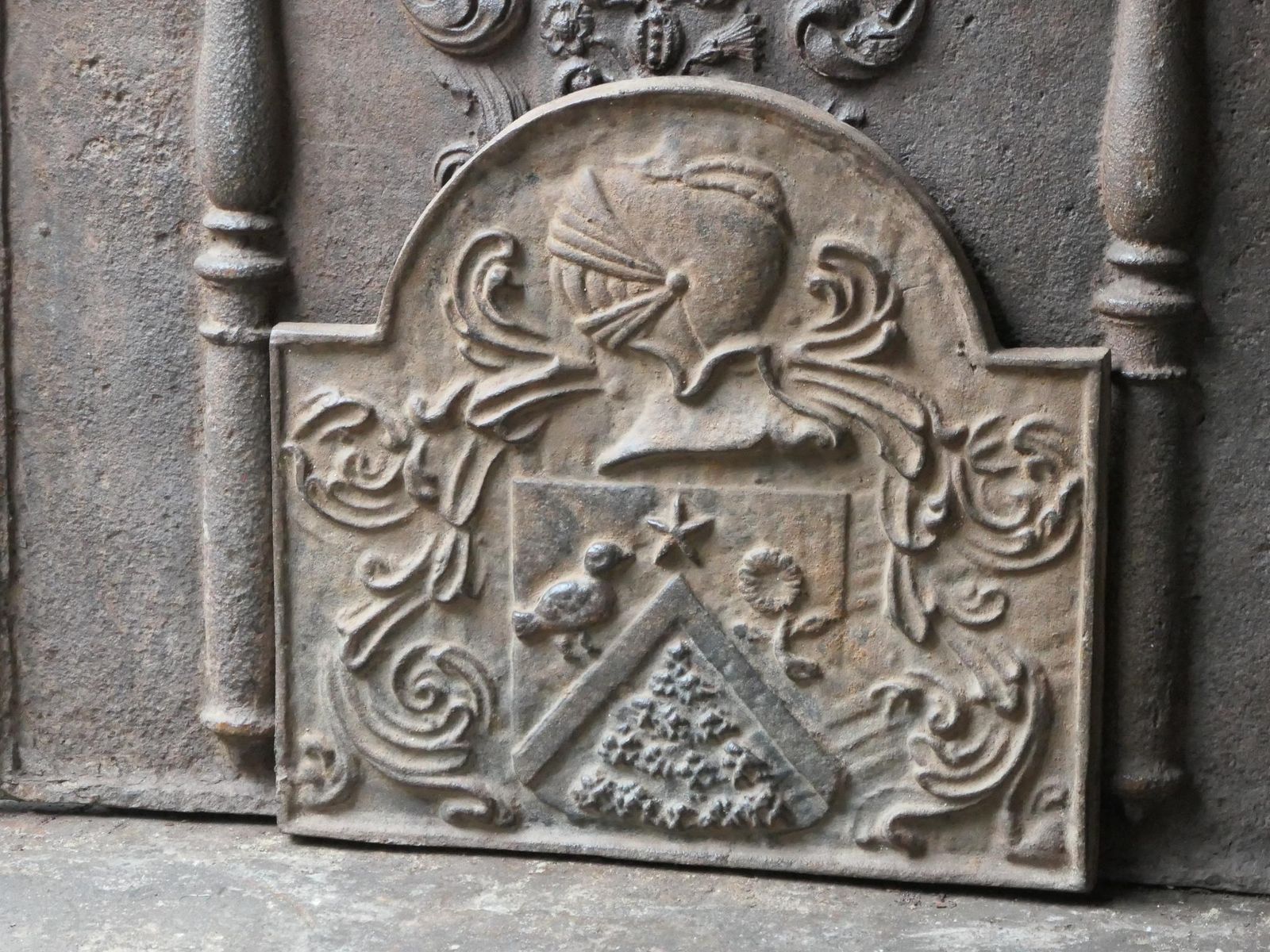 French Louis XIV Style 'Coat Of Arms' Fireback / Backsplash photo for sale