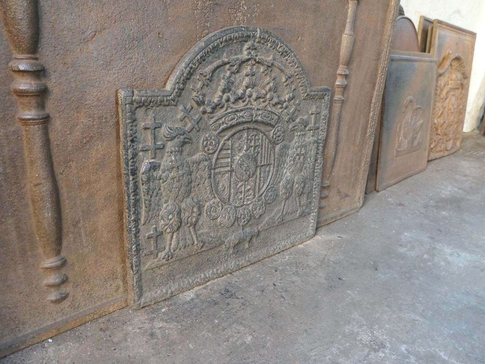 photo vinterior French 'Arms Of Lorraine' Fireback, 18th Century