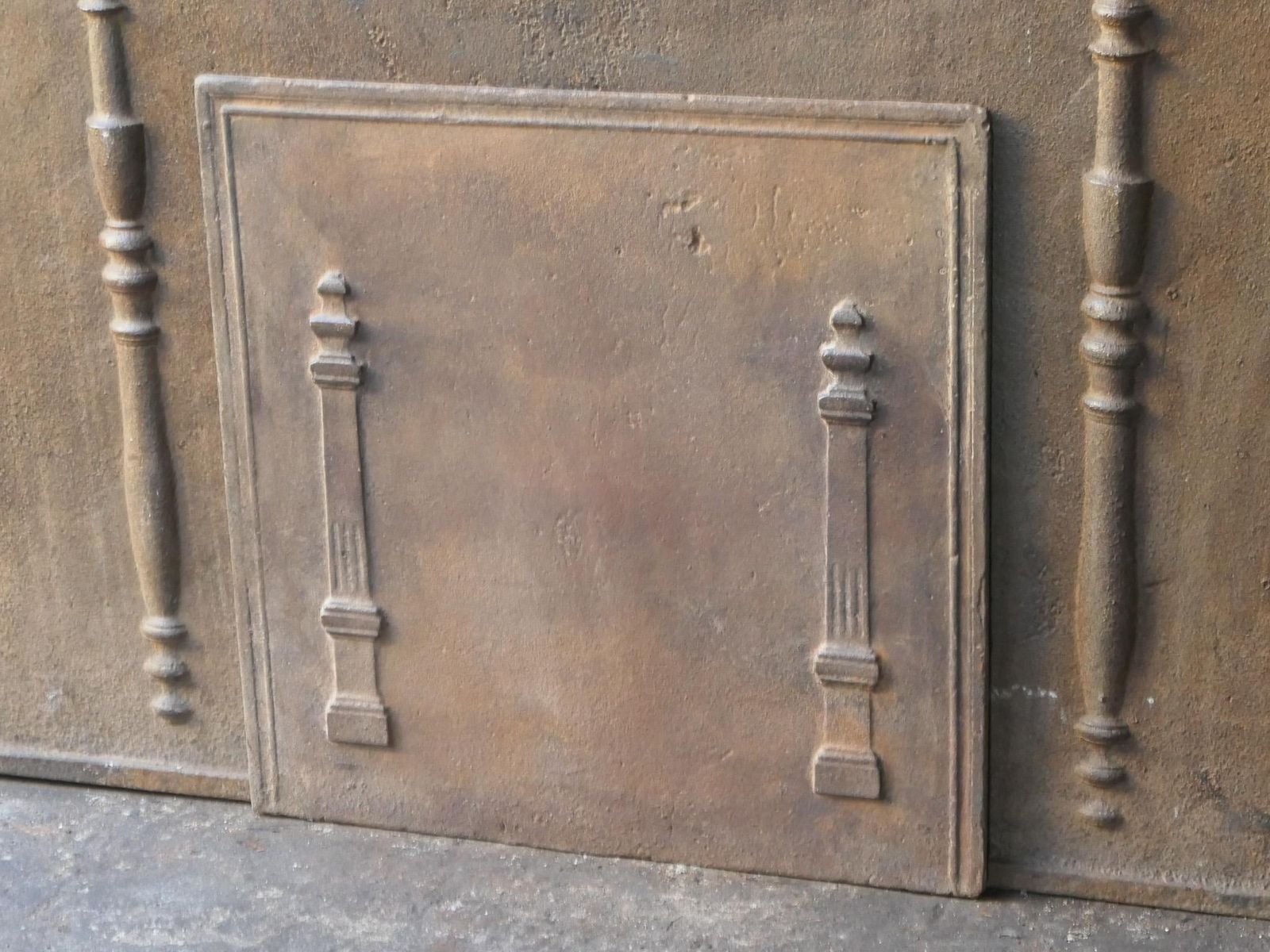 Antique French 'Pillars Of Freedom' Fireback / Backsplash, 18th   19th C. photo vinterior