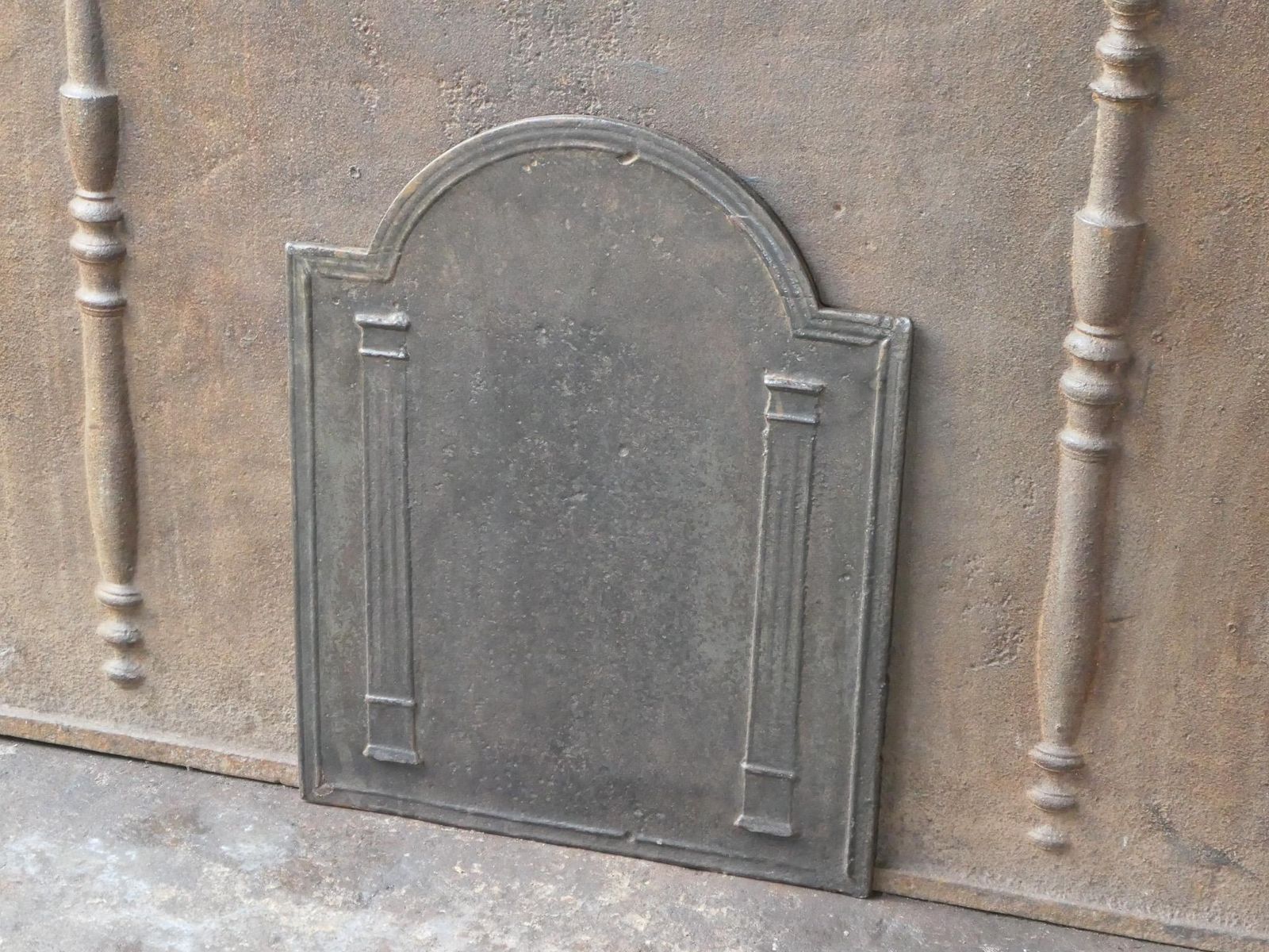 Antique French 'Pillars Of Freedom' Fireback / Backsplash, 18th   19th C. photo vinterior