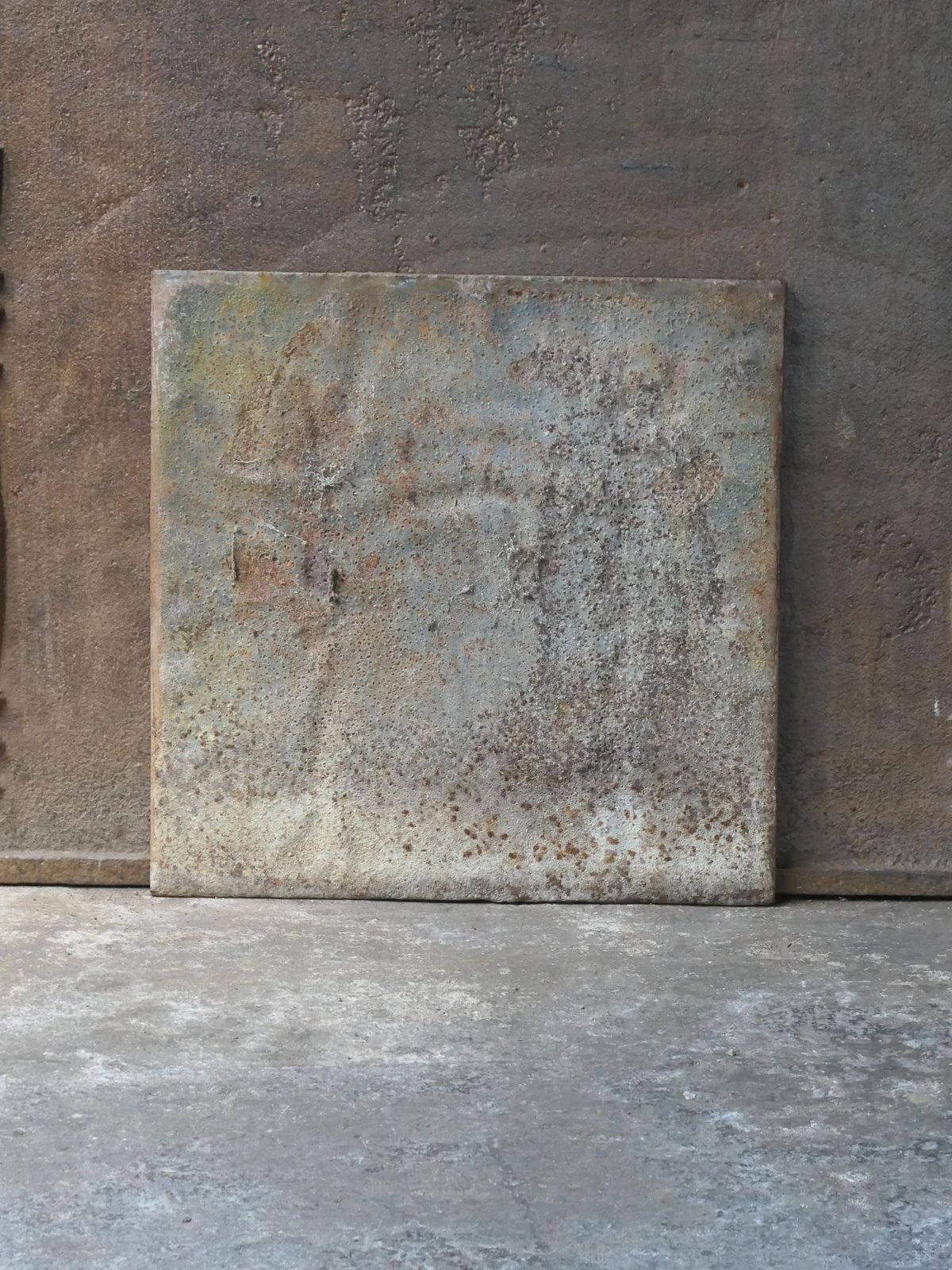Antique French Neoclassical 'Pillars Of Freedom' Fireback / Backsplash, 19th C. photo vinterior