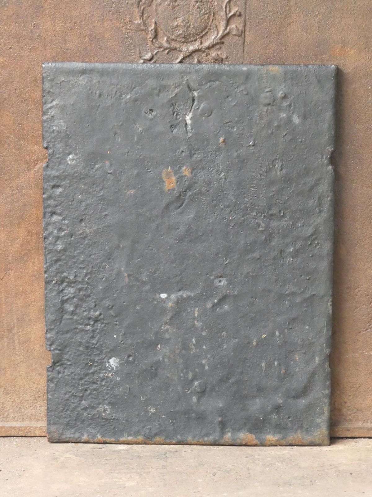 photo vinterior German Louis XV Period 'Coat Of Arms' Fireback / Backsplash, 18th Century