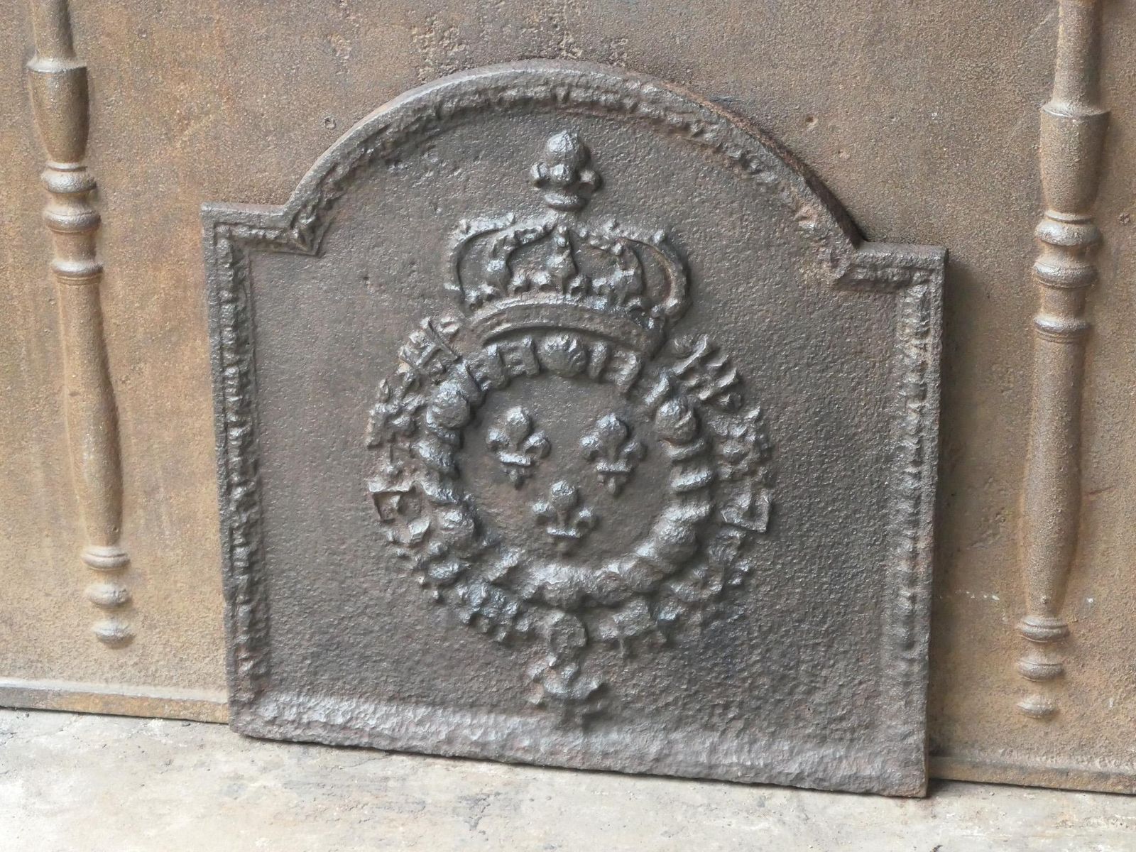 Home Fixtures 18th 19th Century French Louis XIV 'Arms Of France' Fireback / Backsplash photo