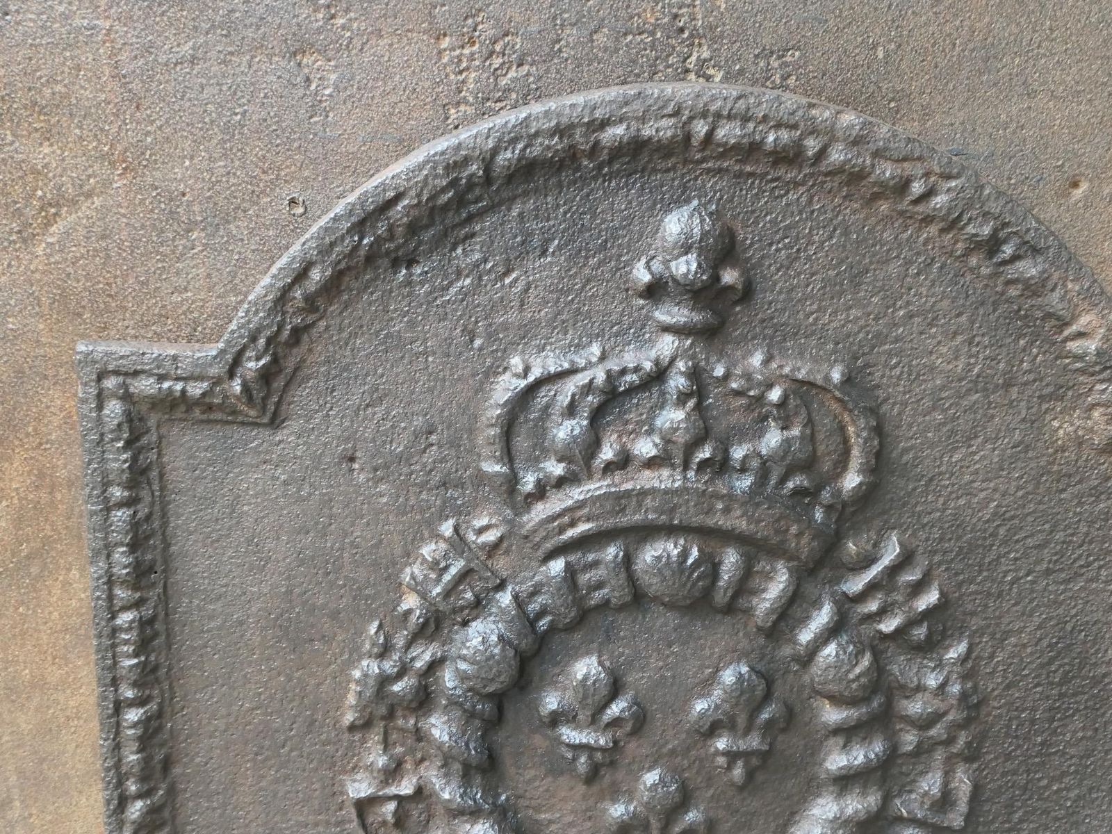photo vinterior 18th 19th Century French Louis XIV 'Arms Of France' Fireback / Backsplash