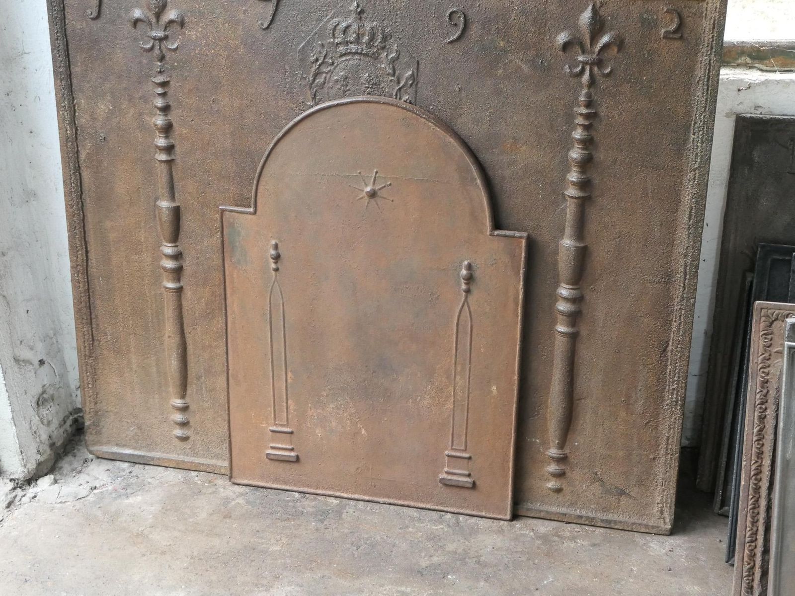 Antique French 'Pillars Of Freedom' Fireback / Backsplash, 18th   19th C. photo 576.0