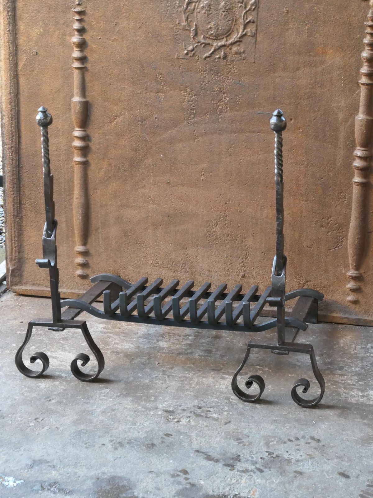 French Louis XV Period Fireplace Grate Or Fire Basket, 18th Century photo 593.0