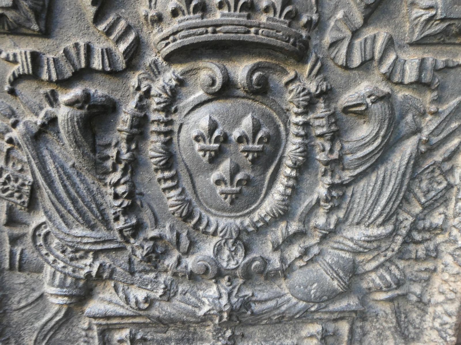 photo for sale Antique French Fireback / Backsplash With The Arms Of France, 18th Century