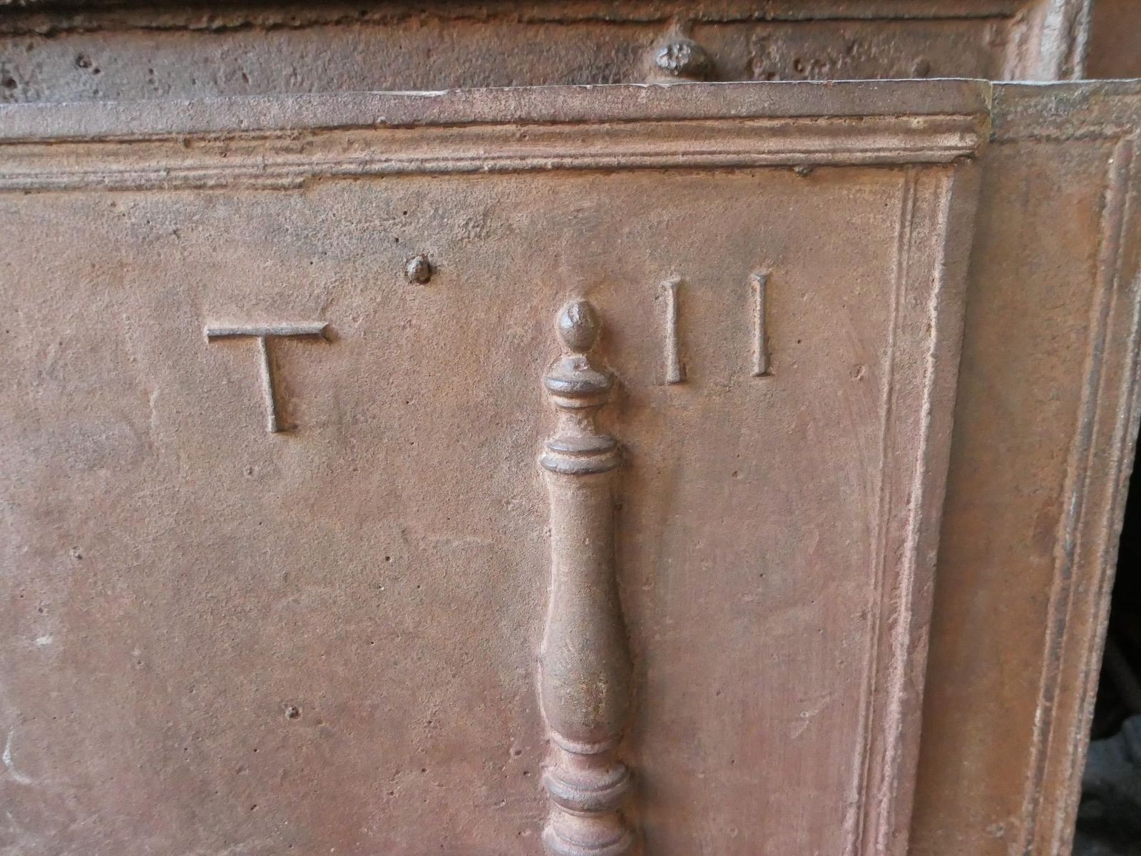 photo furniture Antique French Fireback / Backsplash With Pillars Of Hercules, 18th Century