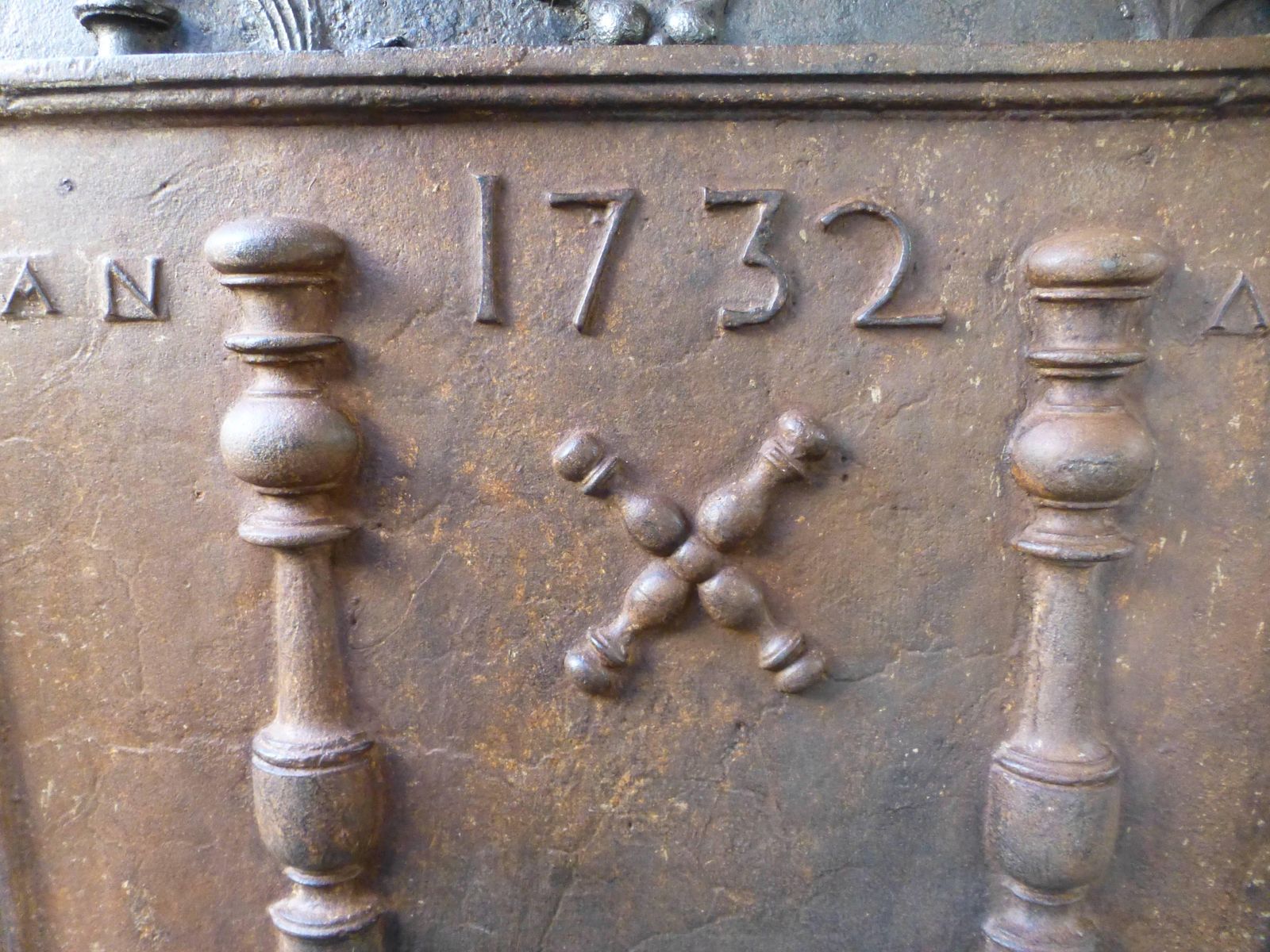 18th Century Pillars With Saint Andrew's Cross Fireback / Backsplash photo Home Fixtures
