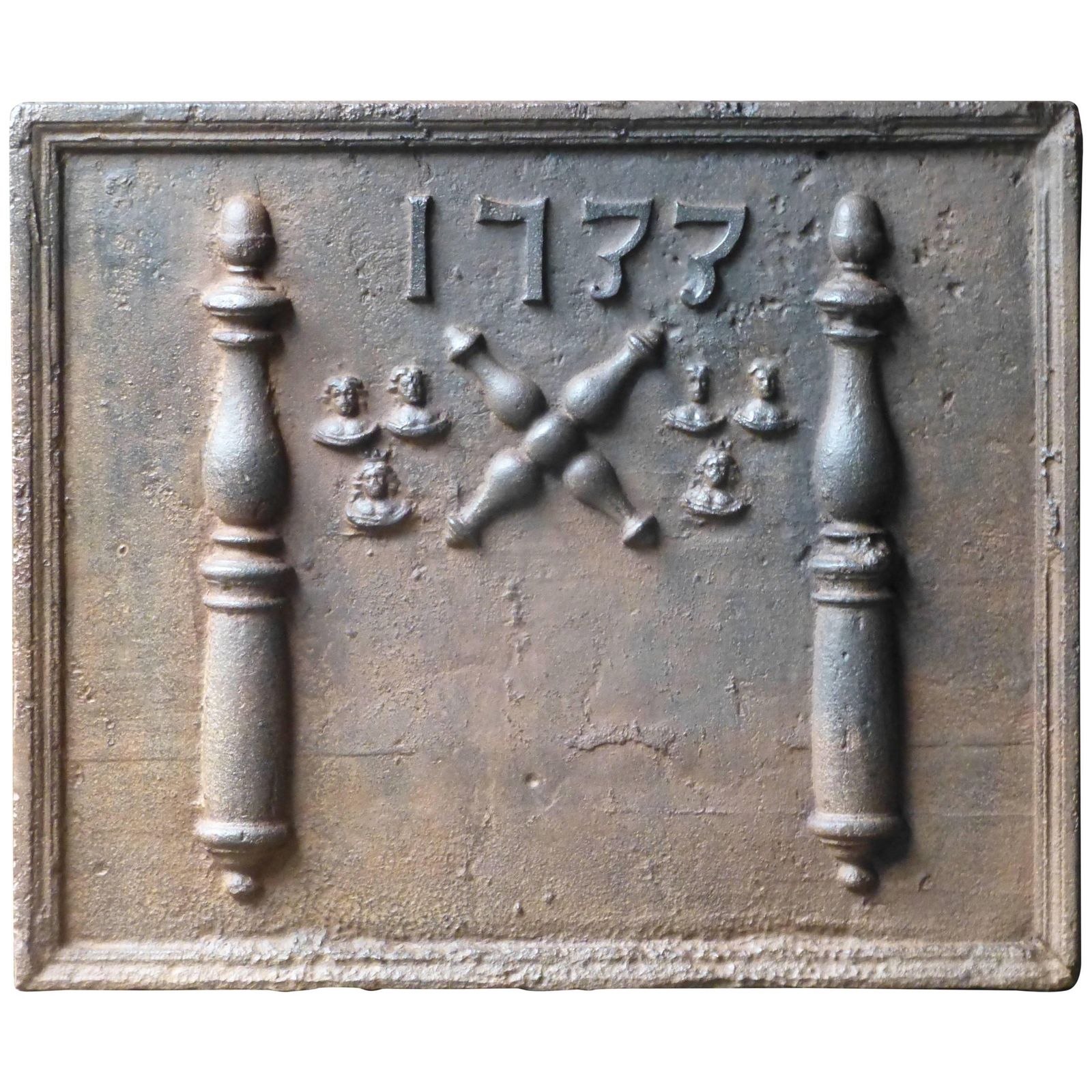 18th Century French 'Pillars Of Hercules' Fireback / Backsplash