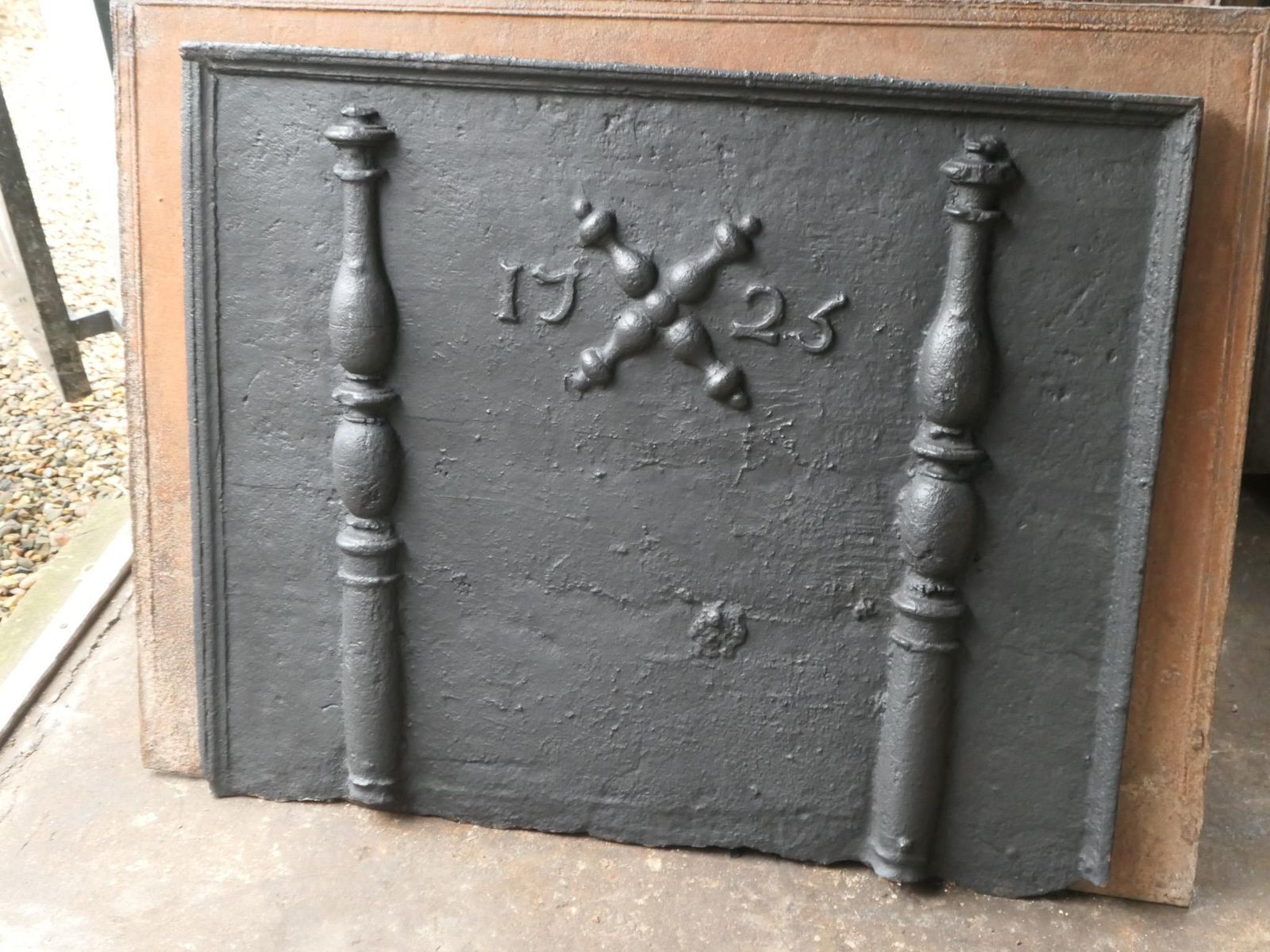 Antique Louis XIV 'Pillars With Saint Andrew's Cross' Fireback / Backsplash photo 1258.0