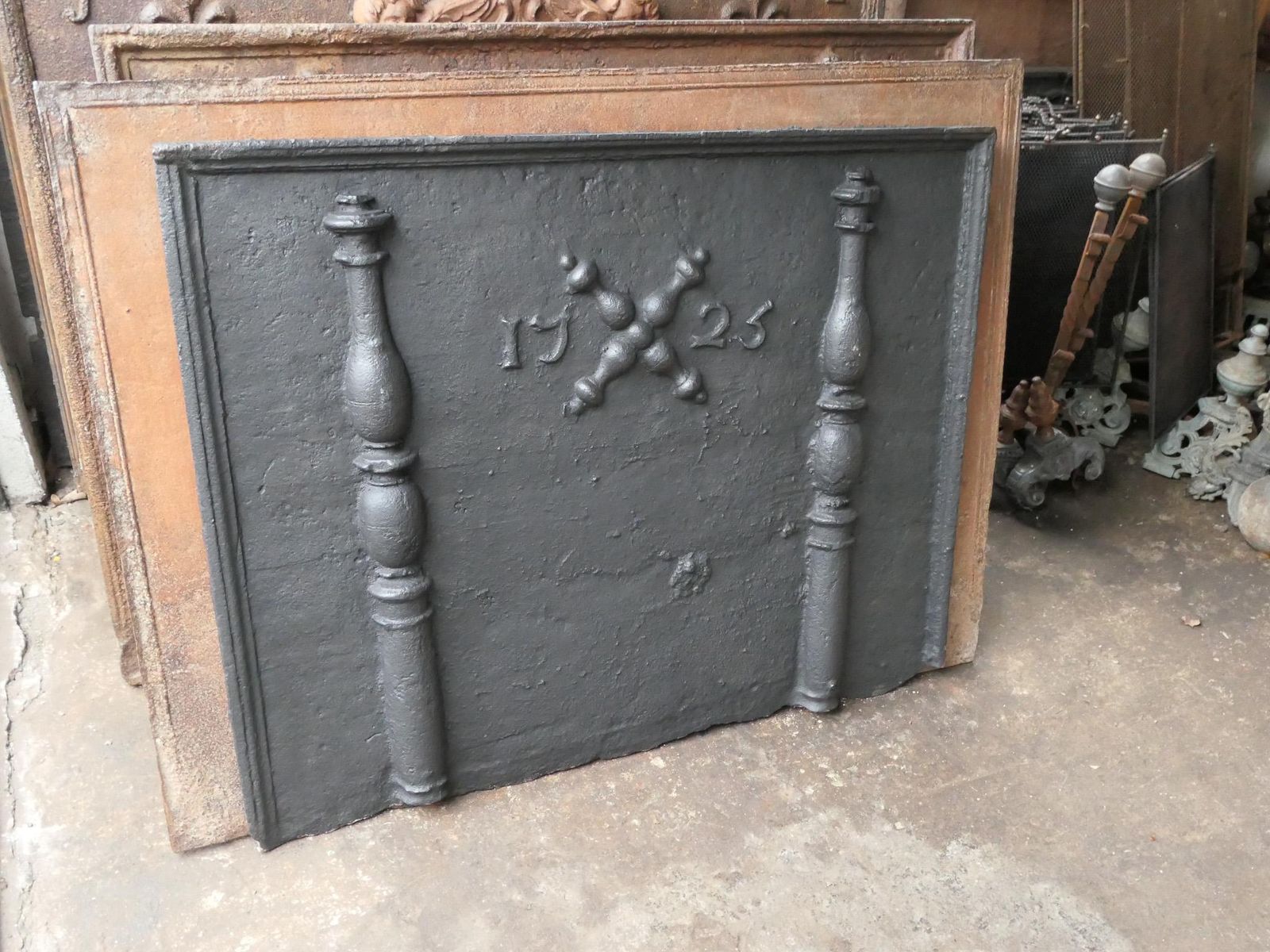 Antique Louis XIV 'Pillars With Saint Andrew's Cross' Fireback / Backsplash photo vinterior