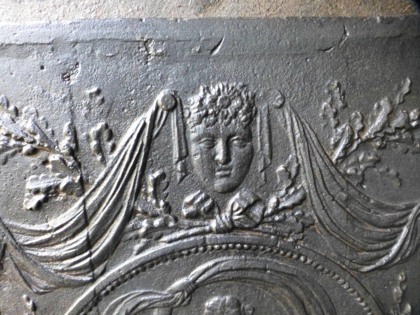 Antique French Fireback / Backsplash With The Goddess Venus, 18th Century photo 1429.0