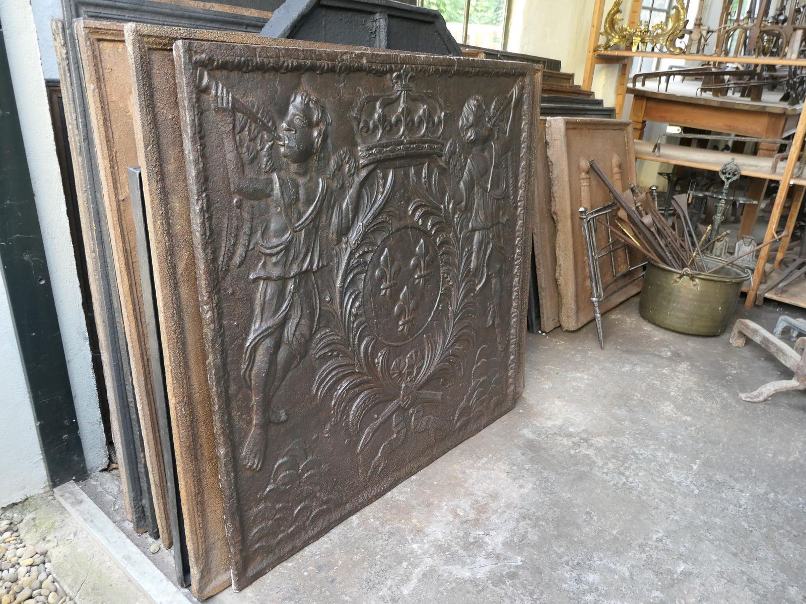 Home Fixtures Antique French Louis XV Arms Of France Fireback / Backsplash, 18th Century photo