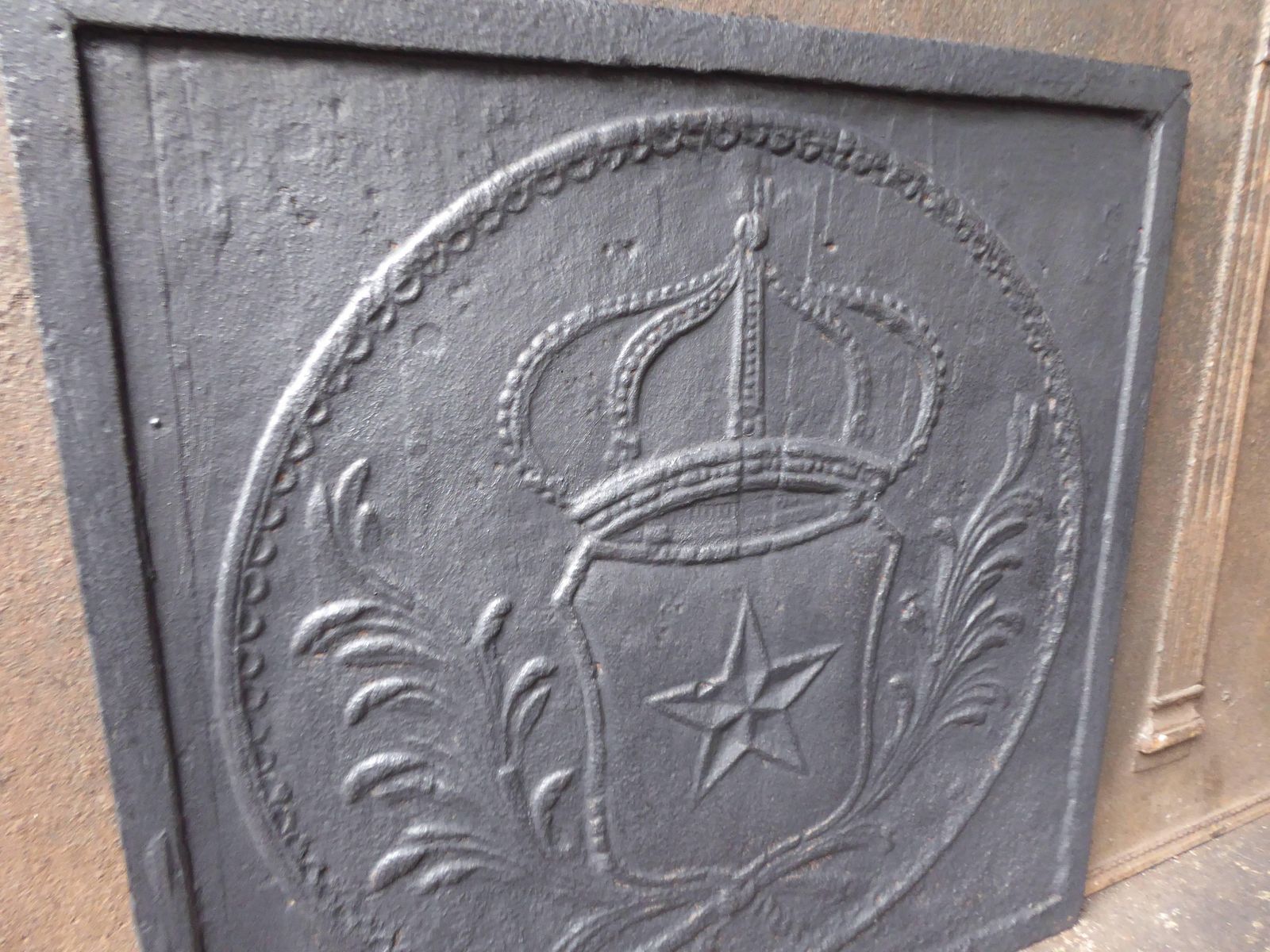 19th Century French 'Arms Of France' Fireback / Backsplash photo vinterior