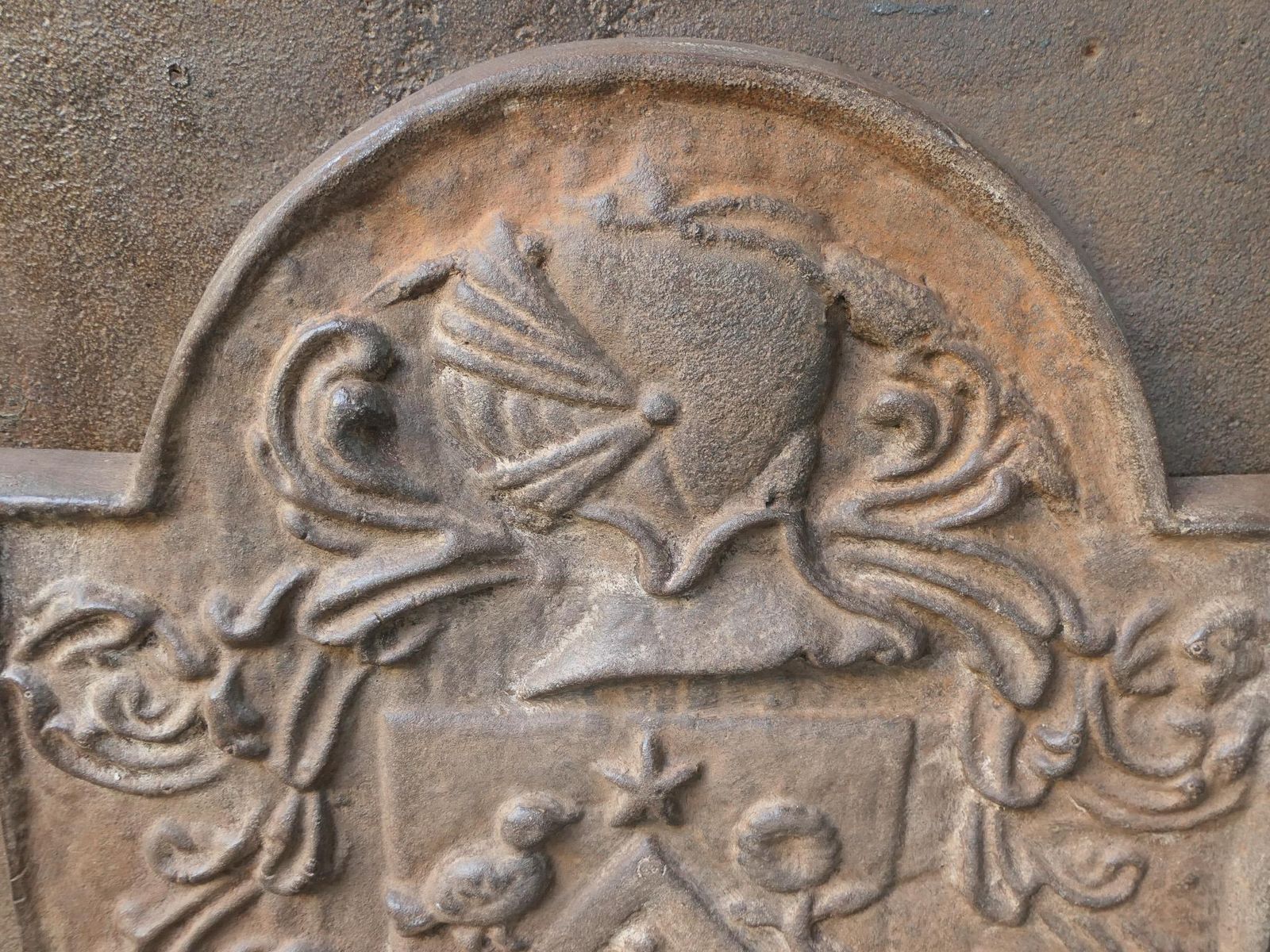 French Louis XIV Style 'Coat Of Arms' Fireback / Backsplash, 20th Century photo buy