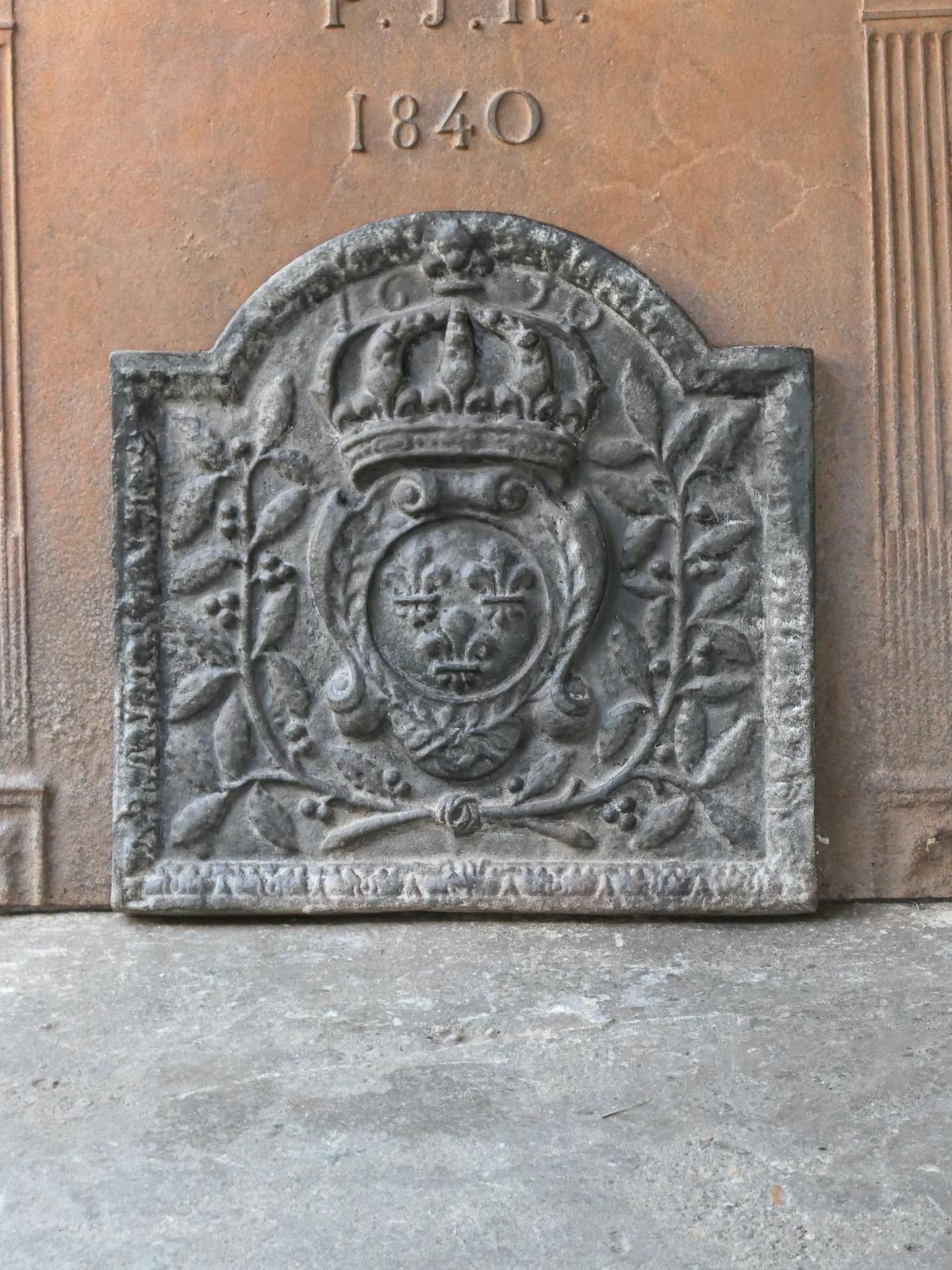 French Louis XIV Style 'Arms Of France' Fireback / Backsplash photo furniture