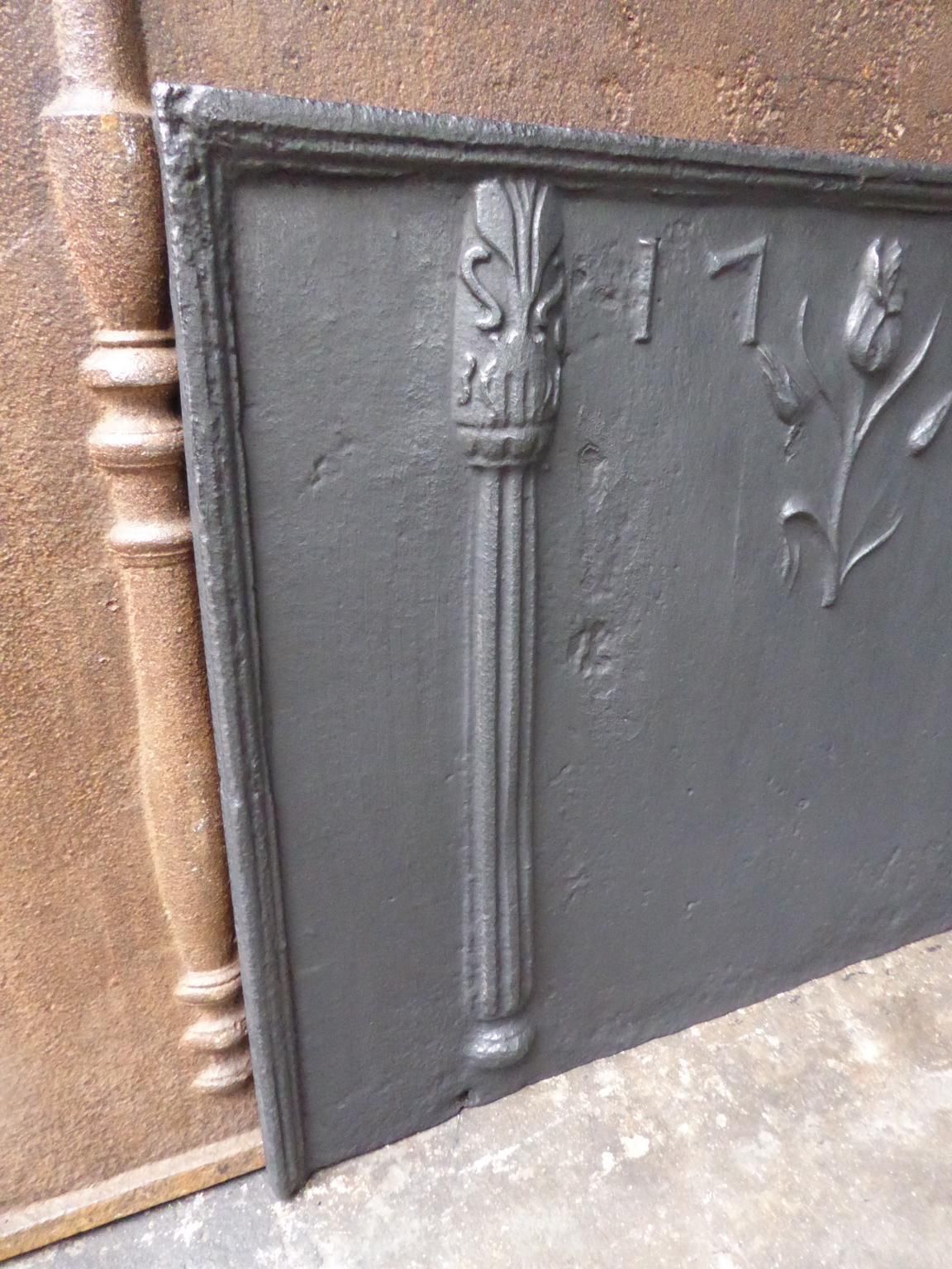 18th Century French 'Pillars With Decoration' Fireback / Backsplash photo 746.0