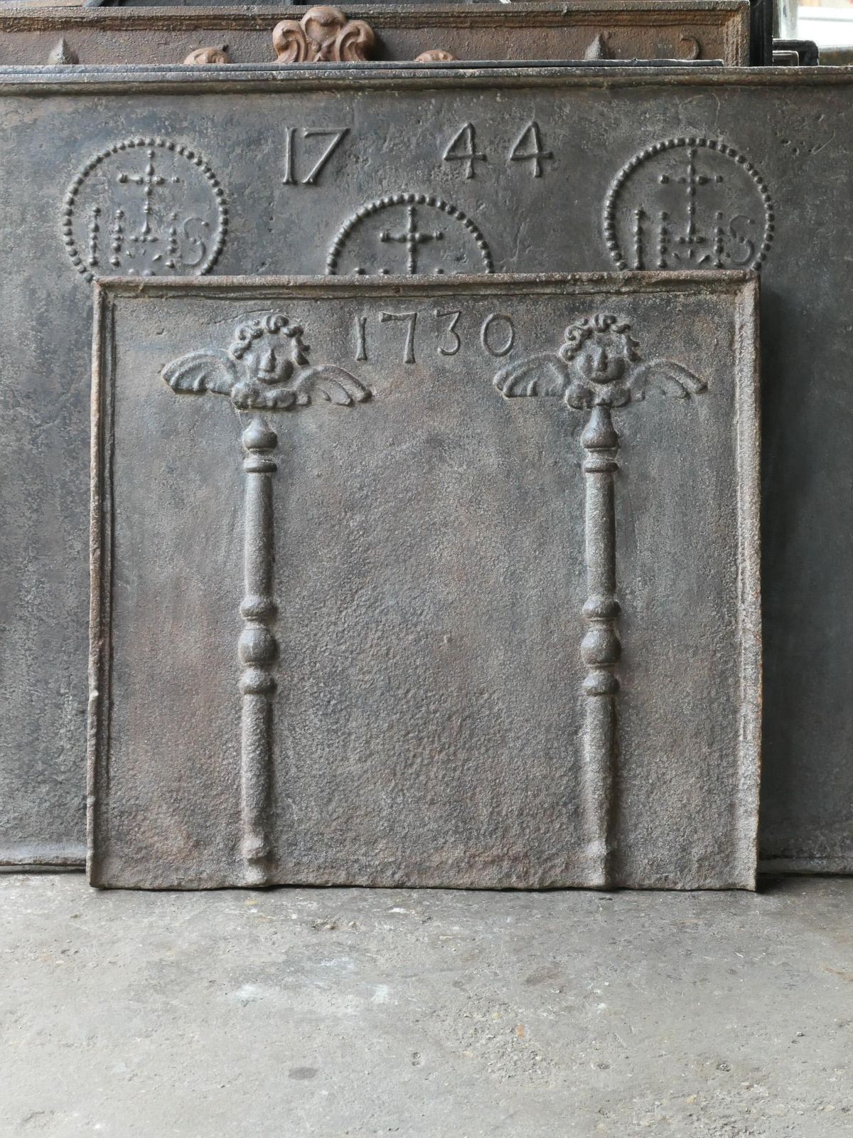 1173.0 French Louis XV Fireback / Backsplash With Pillars Of Hercules, 18th Century photo