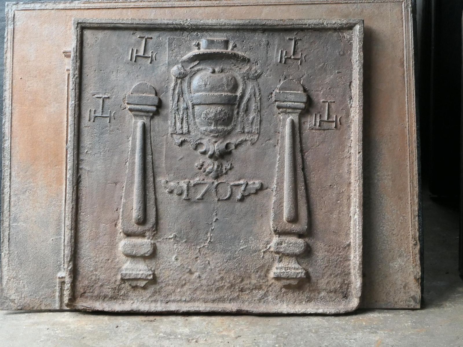 18th Century French 'Pillars With Ihs Monograms' Fireback / Backsplash photo 1258.0