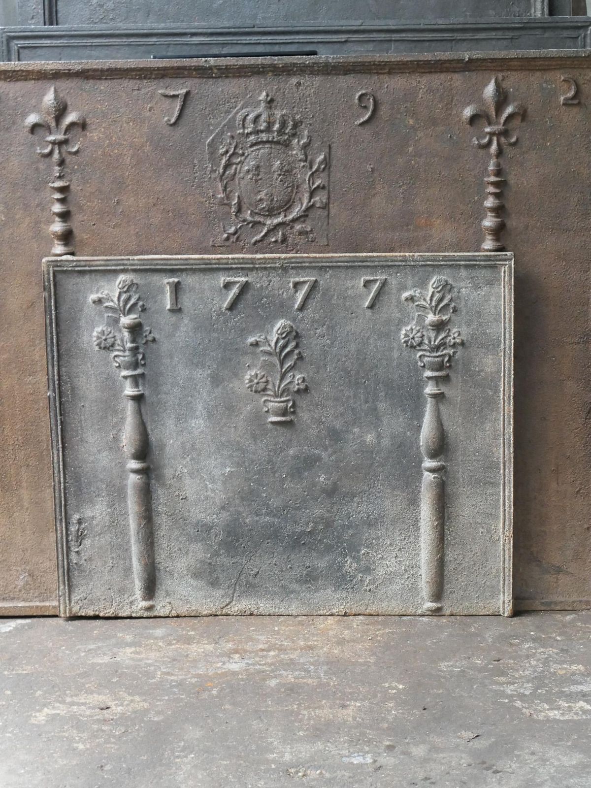 Antique French Louis XV Period 'Flower Baskets' Fireback / Backsplash, 18th C. photo for sale