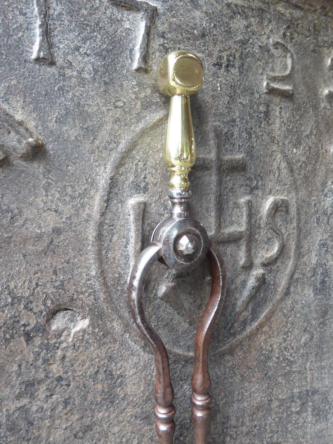 19th Century English Victorian Fireplace Tongs Or Fire Tongs photo for sale