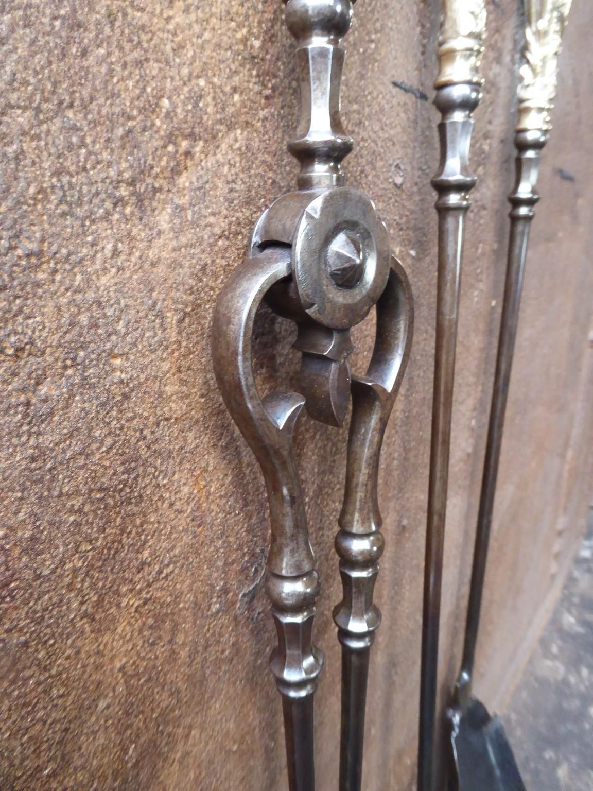 19th Century English Victorian Fireplace Tool Set Or Companion Set photo 405.0