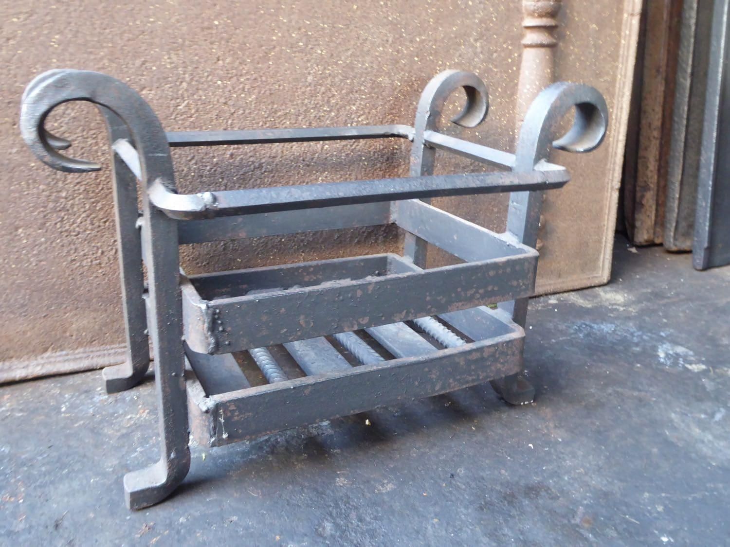 photo furniture English Victorian Style Fireplace Grate Or Fire Basket, 20th Century