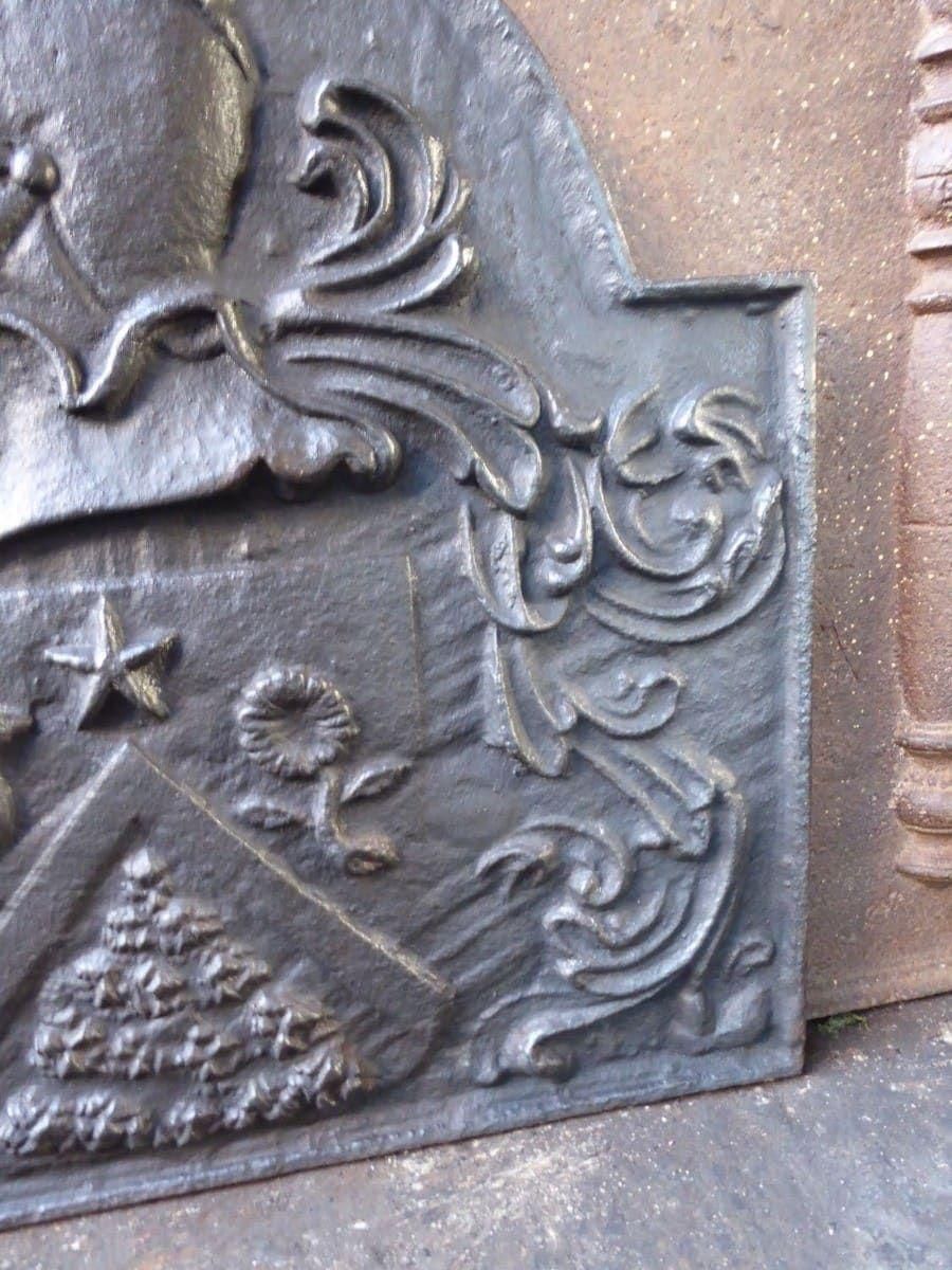 Louis XIV Style 'Coat Of Arms' Fireback / Backsplash photo Home Fixtures