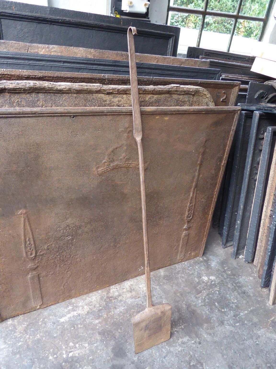 photo furniture Large 18th   19th Century French Fireplace Shovel Or Fire Shovel