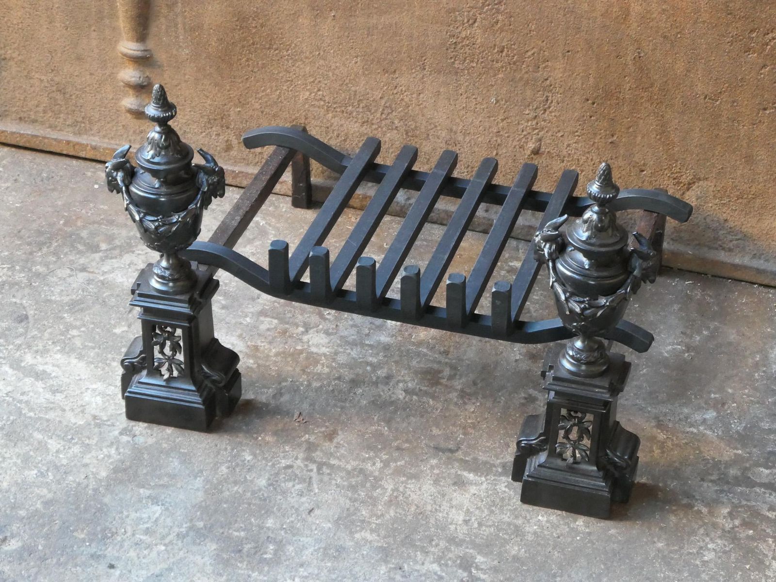18th 19th Century French Neoclassical Fireplace Grate Or Fire Grate photo vinterior