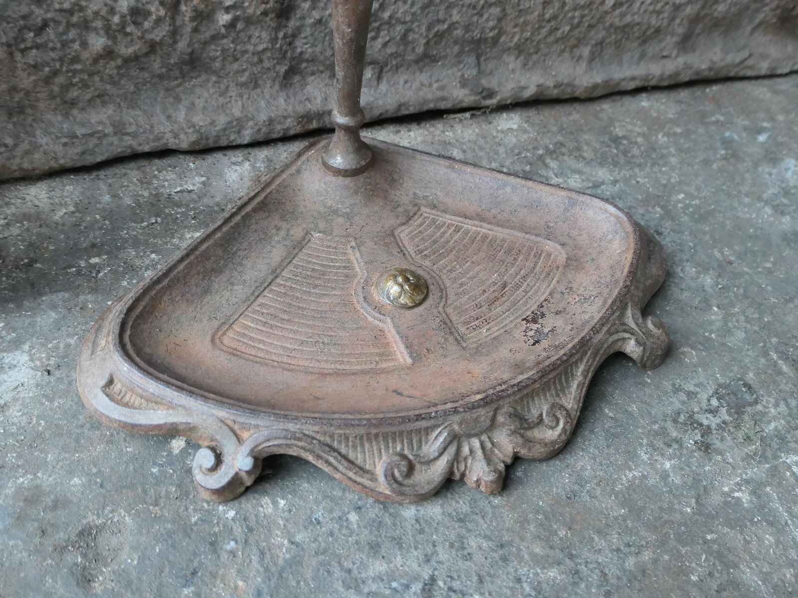 Antique English Polished Brass Victorian Style Fireplace Set, 19/20th C photo vinterior