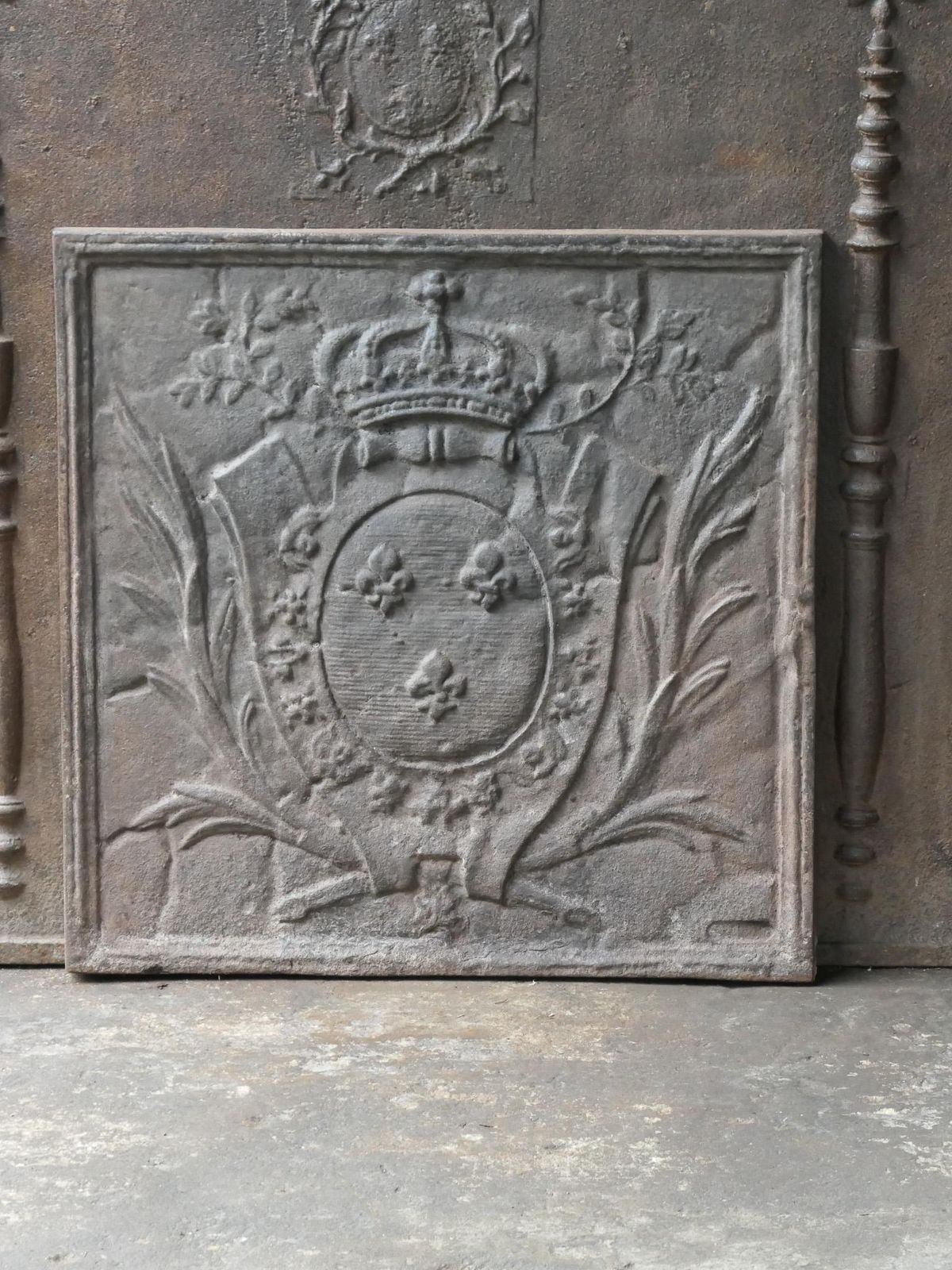 French Louis XV Style 'Arms Of France' Fireback / Backsplash photo vinterior