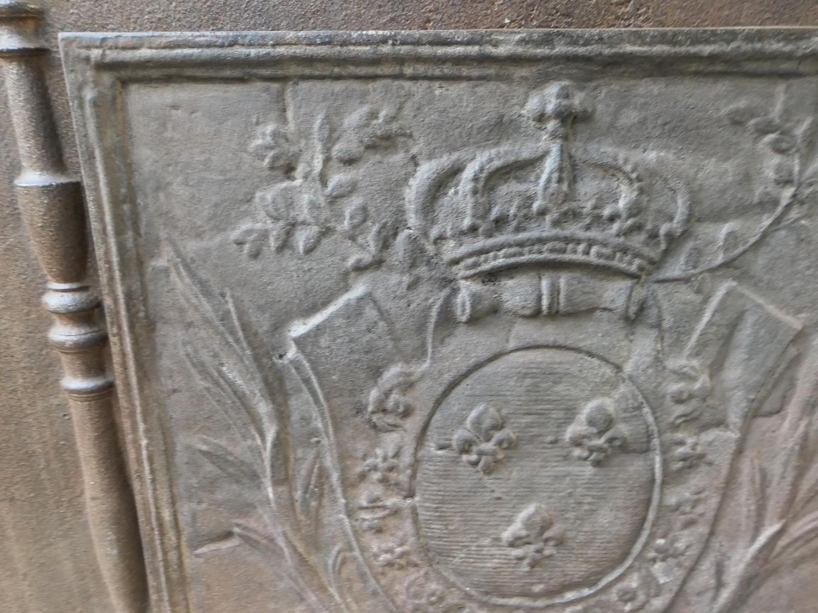 photo buy French Louis XV Style 'Arms Of France' Fireback / Backsplash