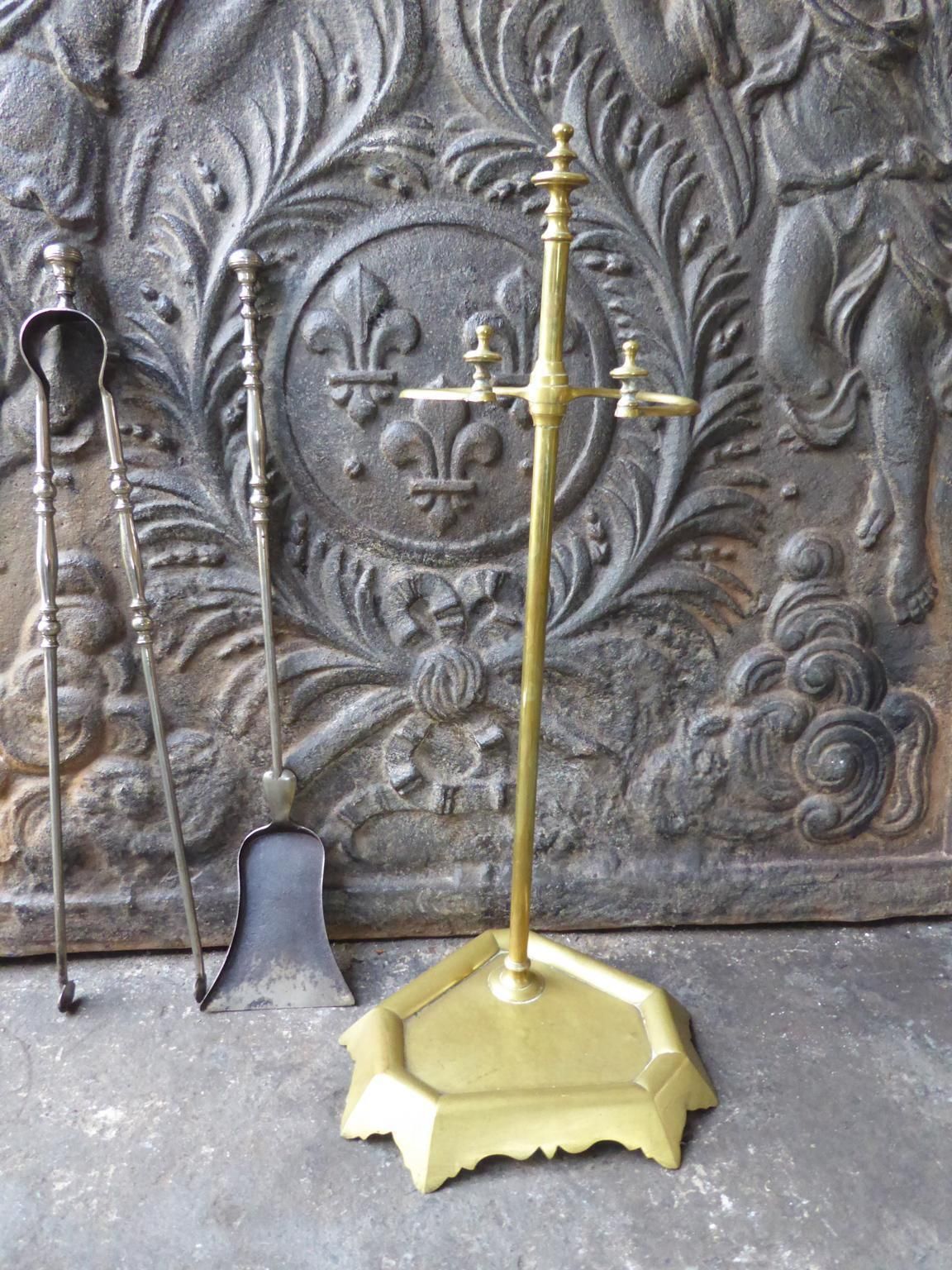 photo vinterior Antique French 'Grandy Fils' Fireplace Tools Or Fire Tools