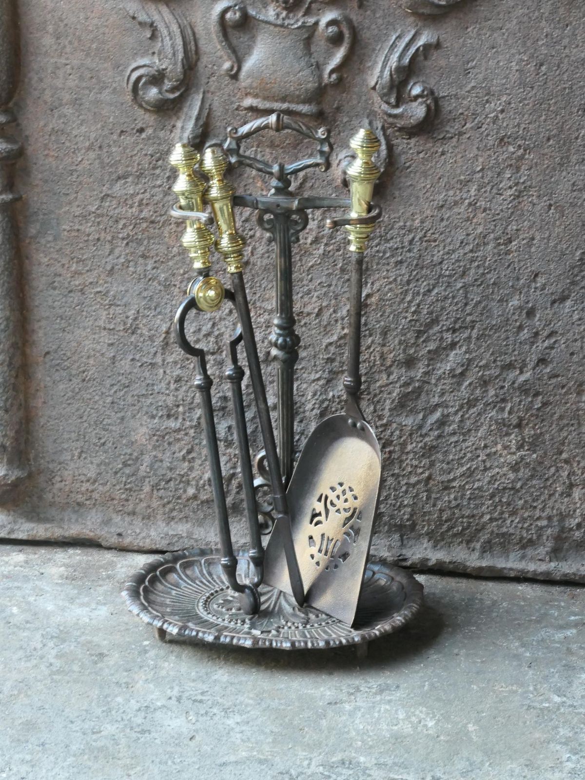 Small 19th C. English Victorian Fireplace Companion Set photo for sale