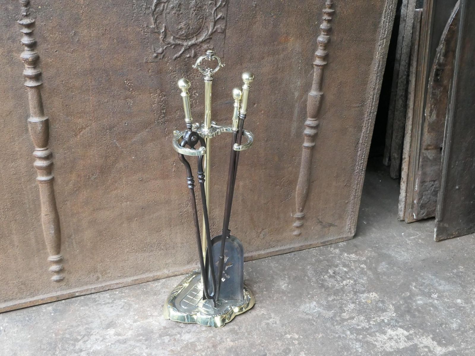 English Victorian Fireplace Tools Or Companion Set, 20th Century photo vinterior