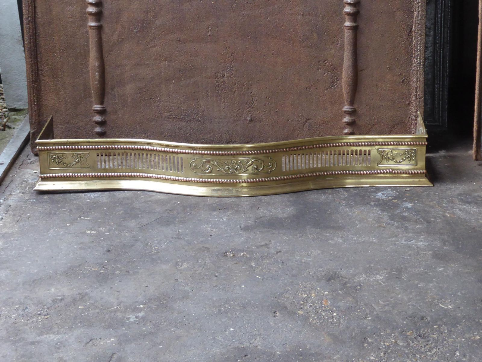 19th Century English Victorian Fireplace Fender Or Fire Fender photo furniture