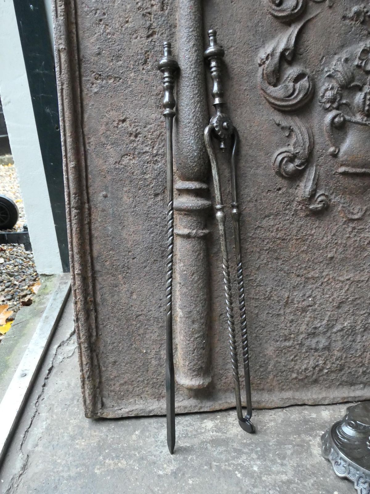 photo furniture 19th C. English Victorian Fireplace Companion Set